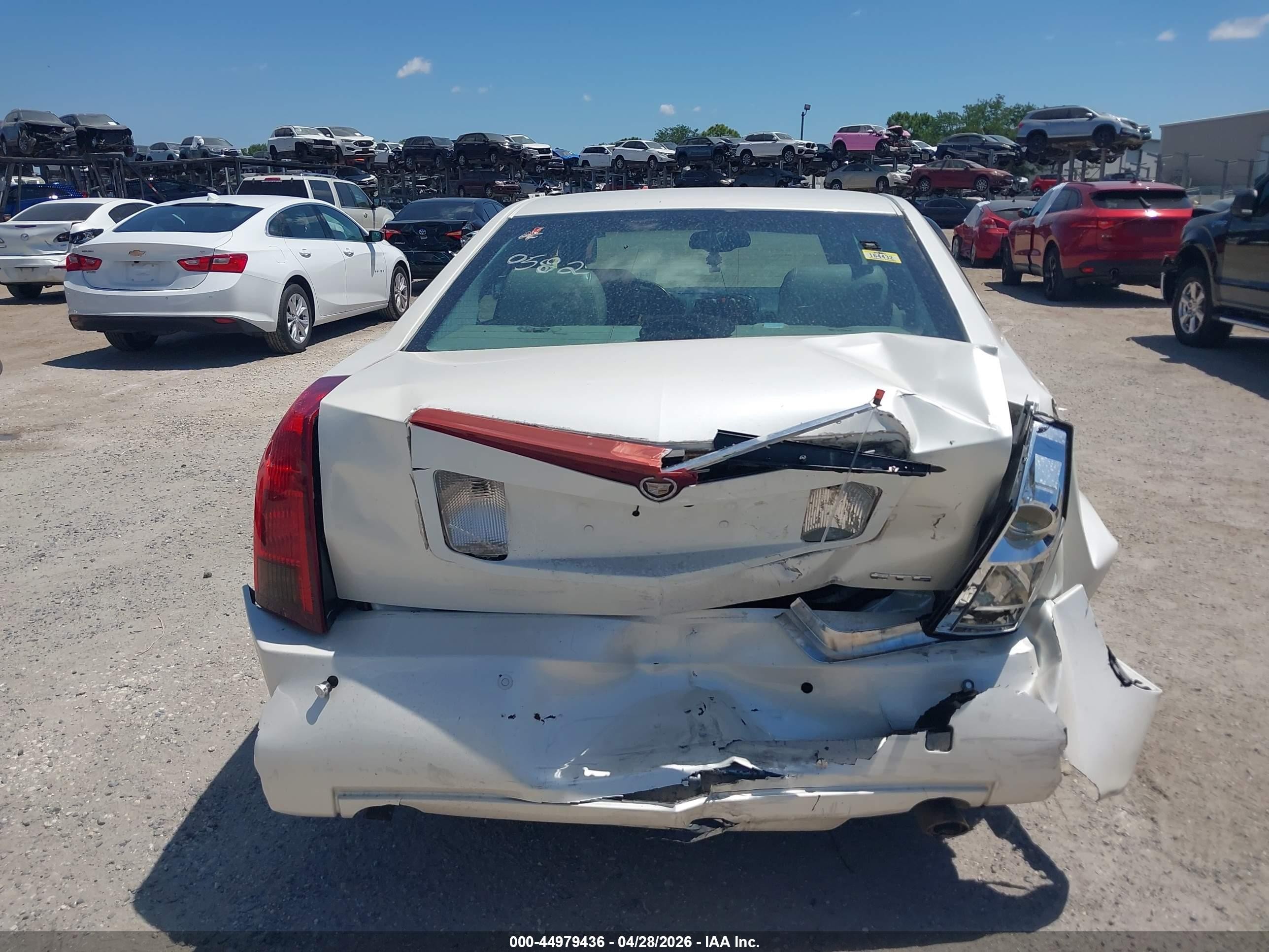 2004 Cadillac Cts Standard White vin: 1G6DM577040100582