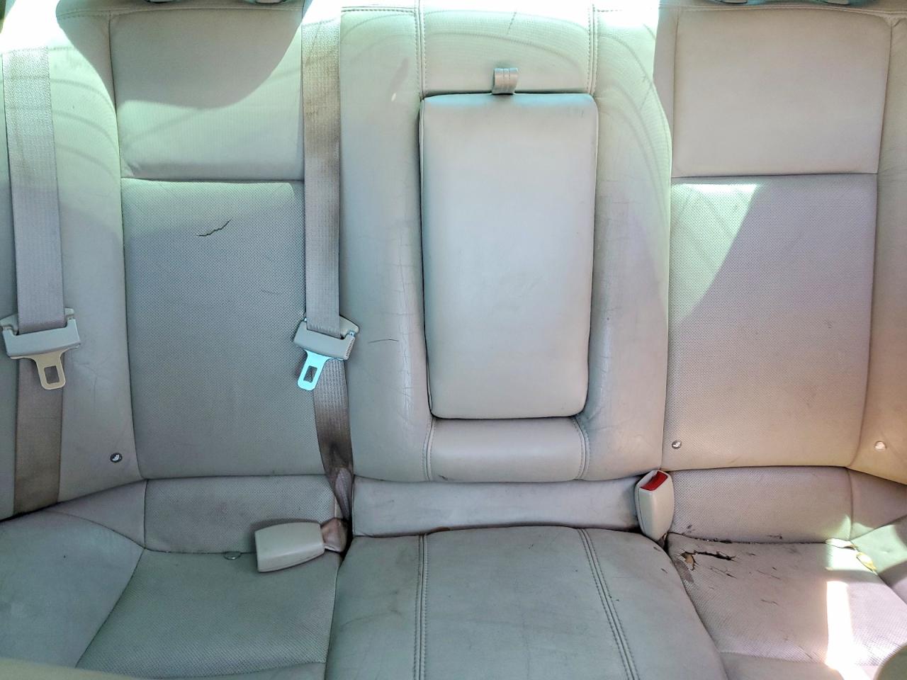 2004 Cadillac Cts White vin: 1G6DM577040168929