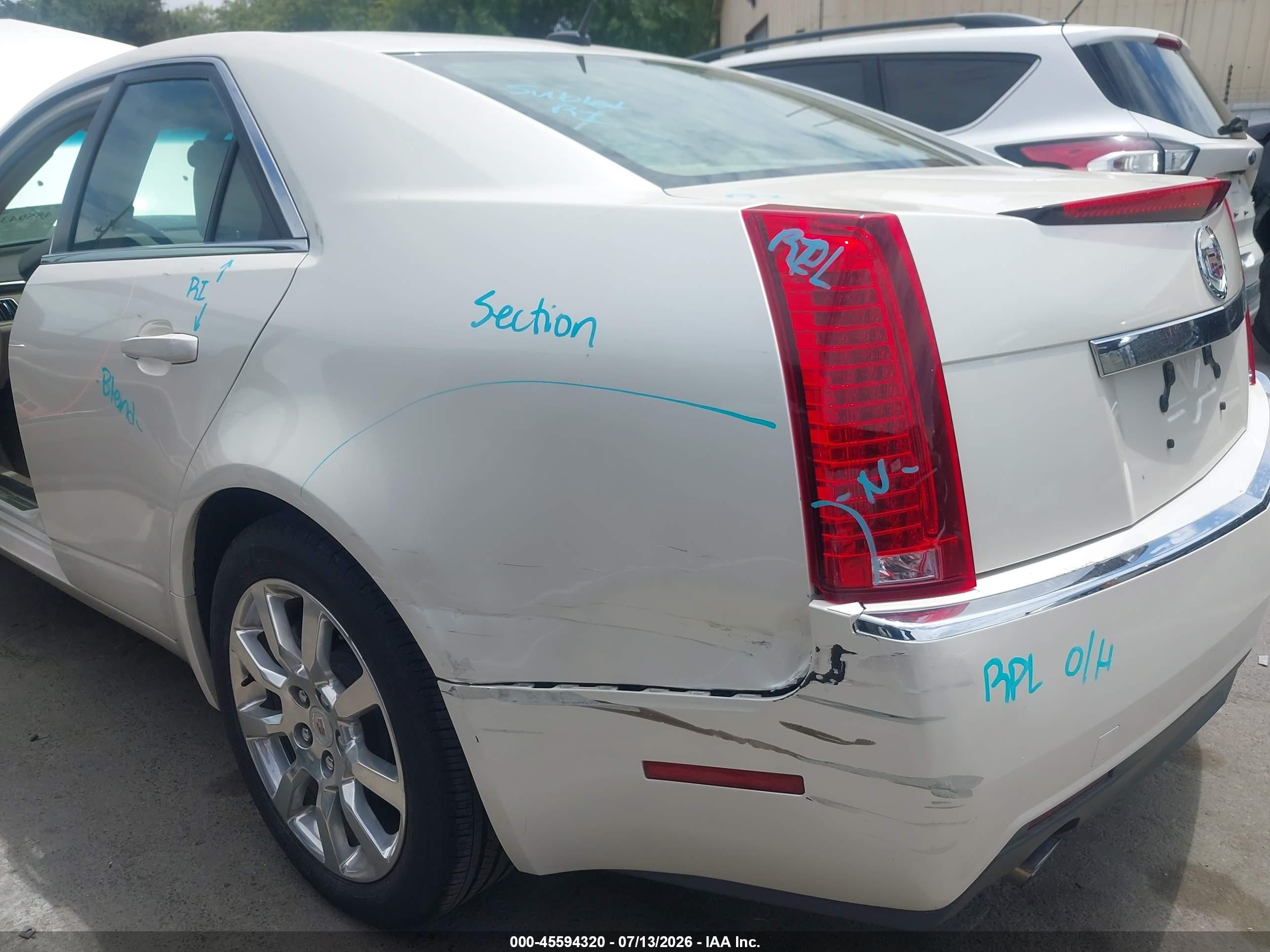 2008 Cadillac Cts Rwd W/1sa Белый vin: 1G6DM577380108522