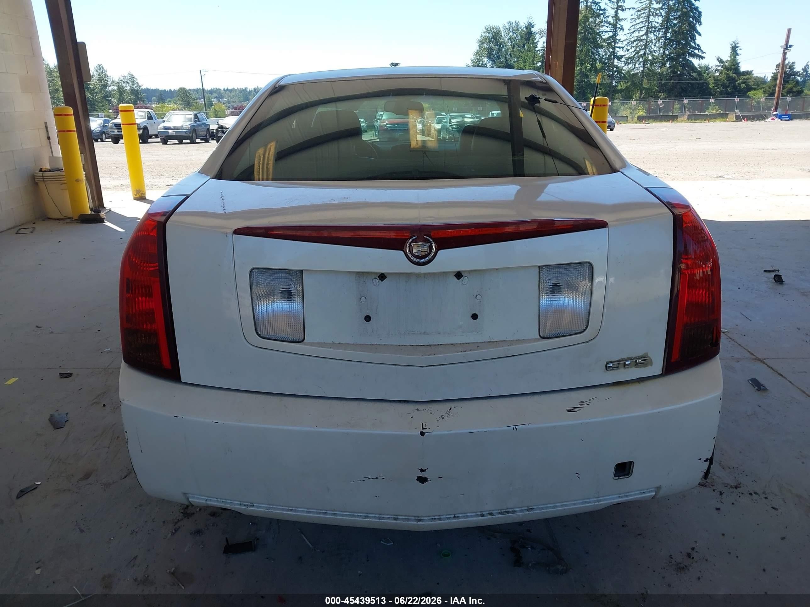 2004 Cadillac Cts Standard Белый vin: 1G6DM577440153673