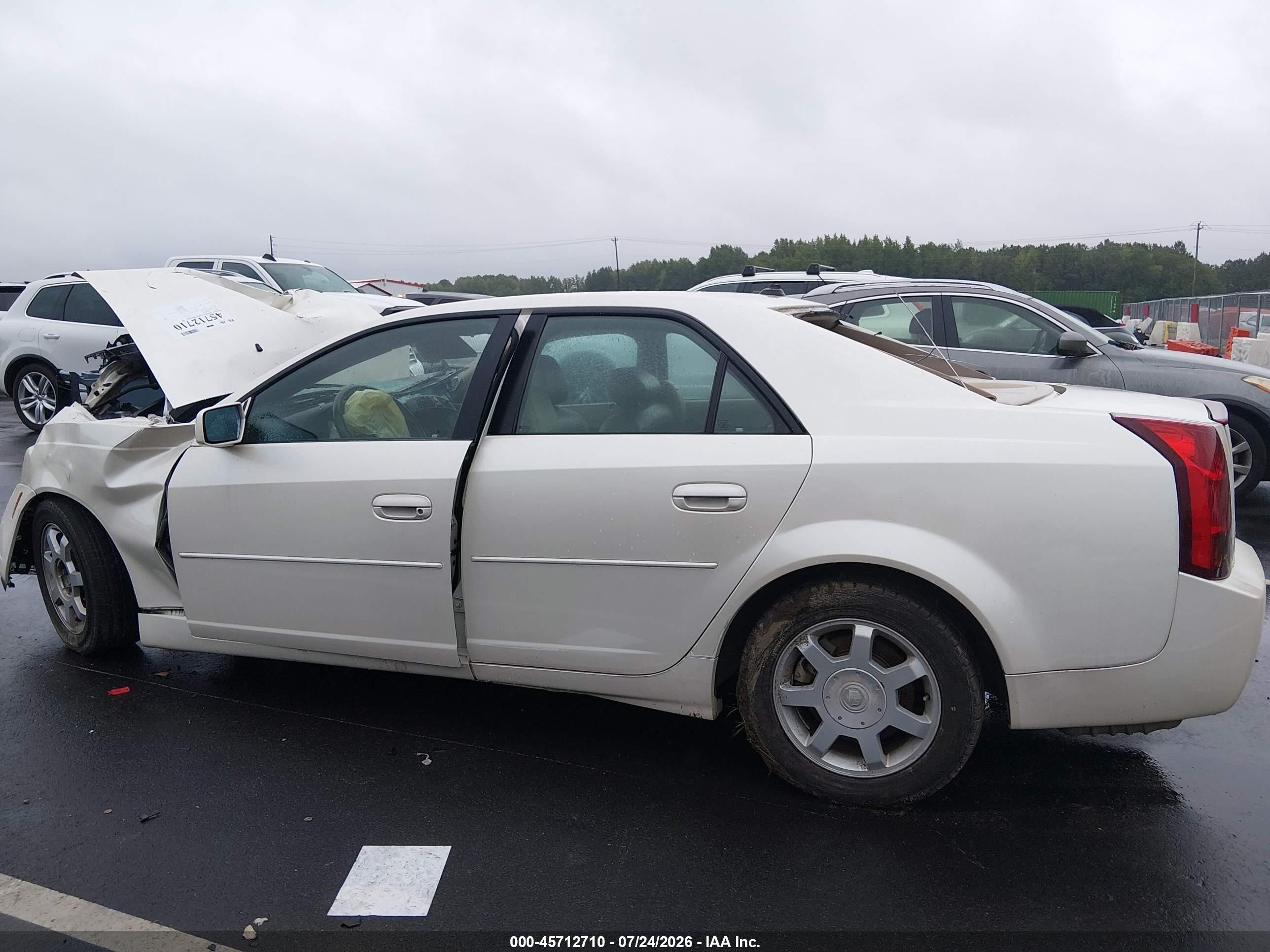 2004 Cadillac Cts   White vin: 1G6DM577940172347