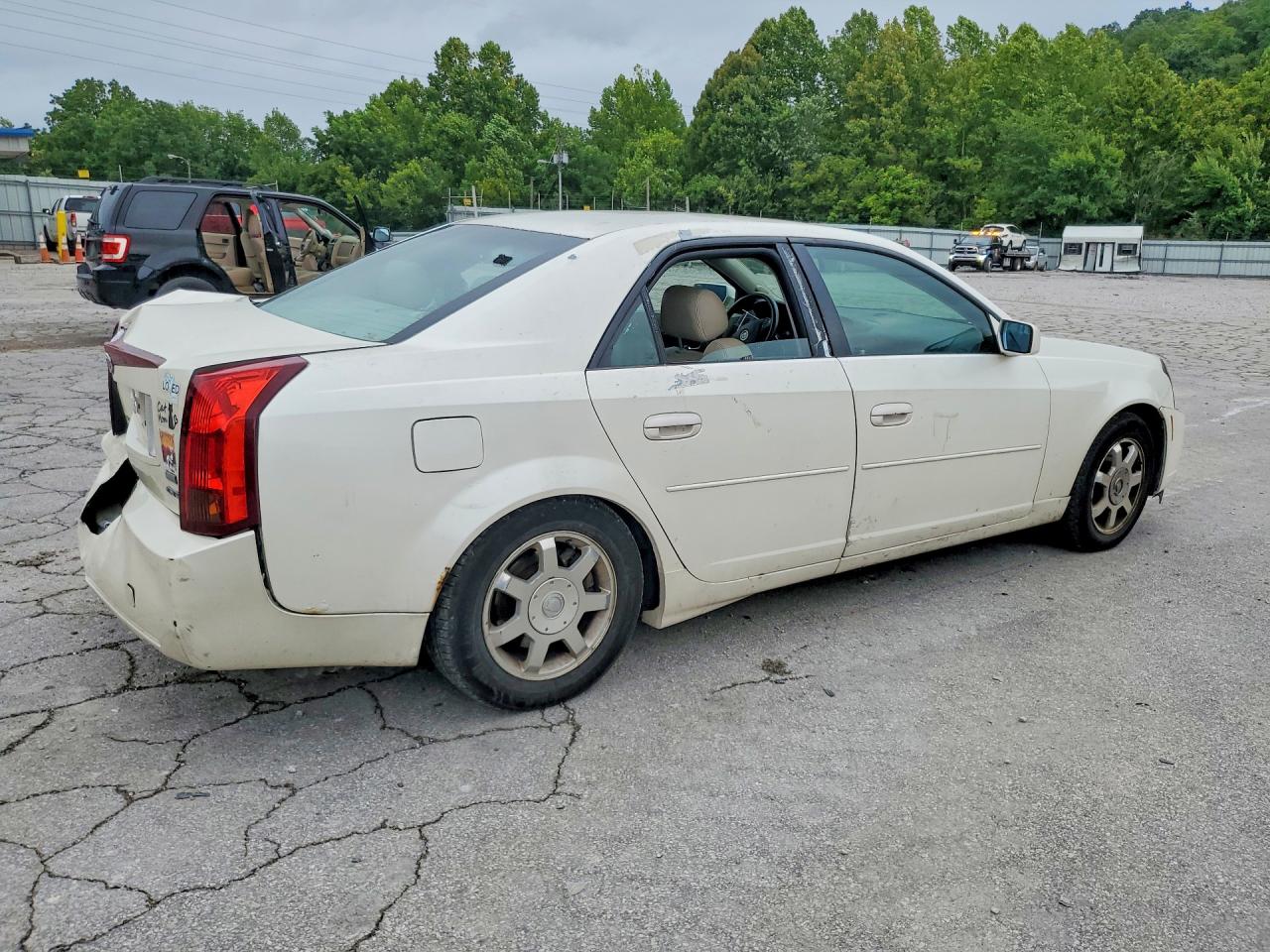 2004 Cadillac Cts White vin: 1G6DM577X40120659