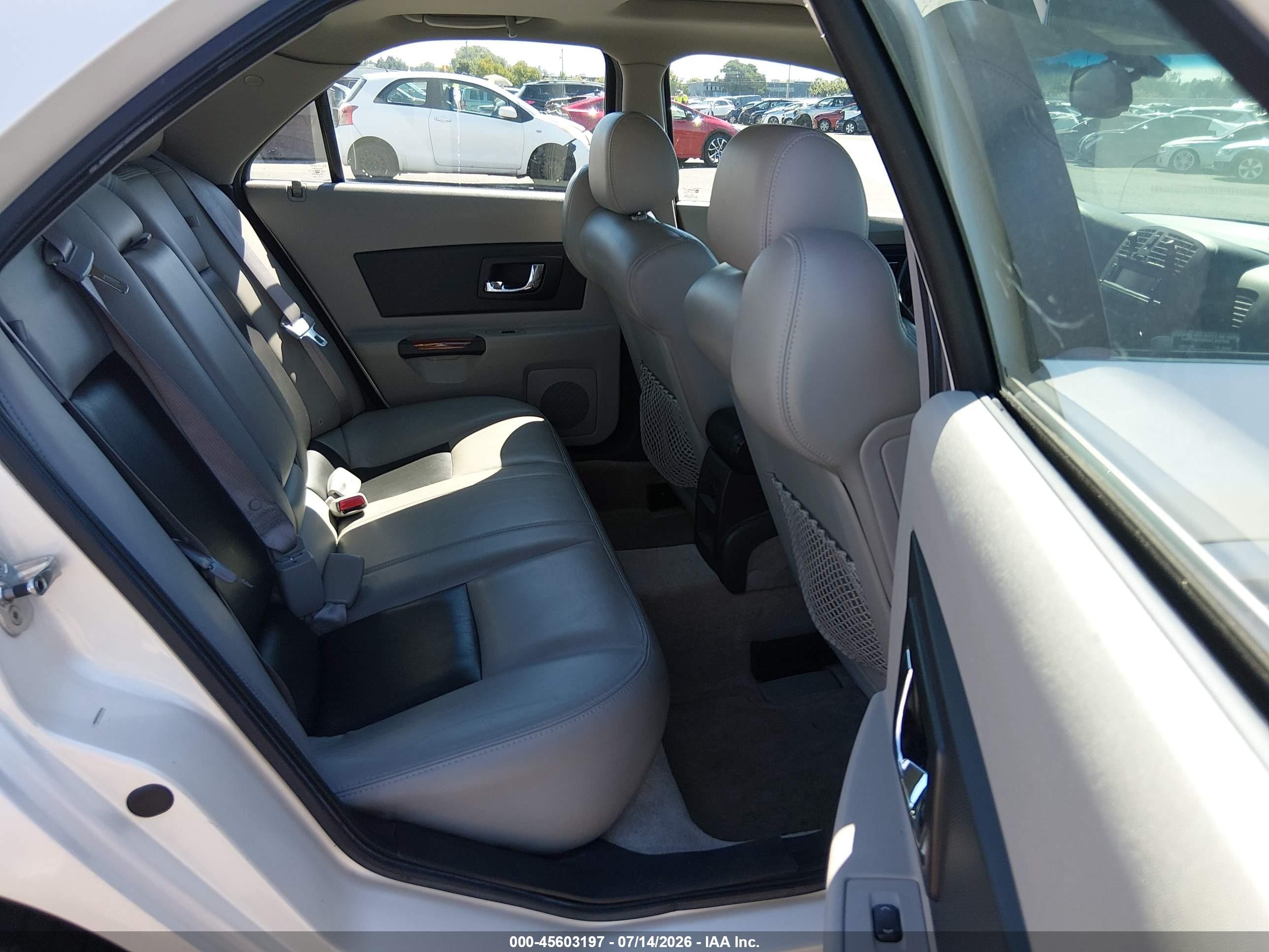 2003 Cadillac Cts Standard White vin: 1G6DM57N330173992