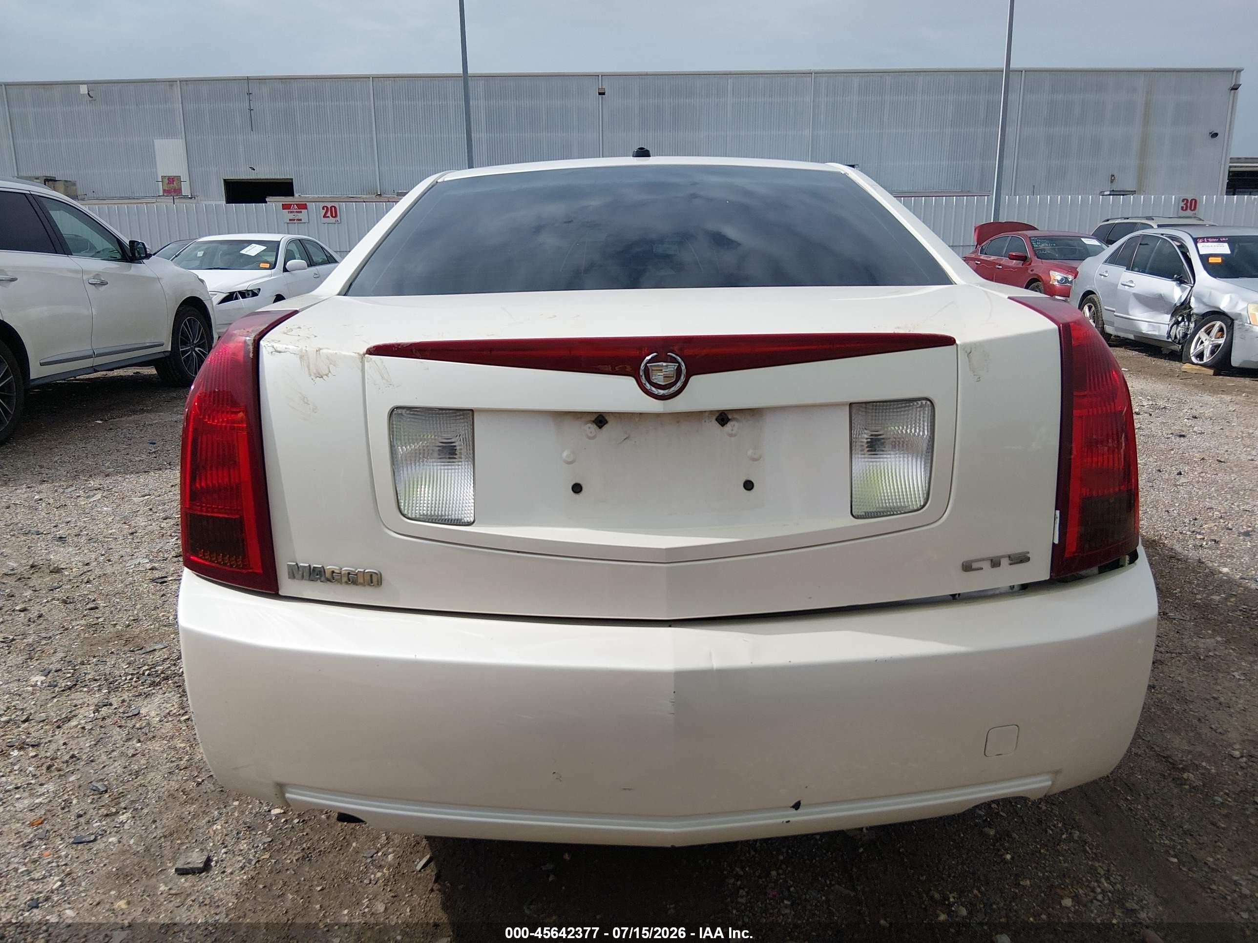 2006 Cadillac Cts Base W/1sa White vin: 1G6DM57T360179942