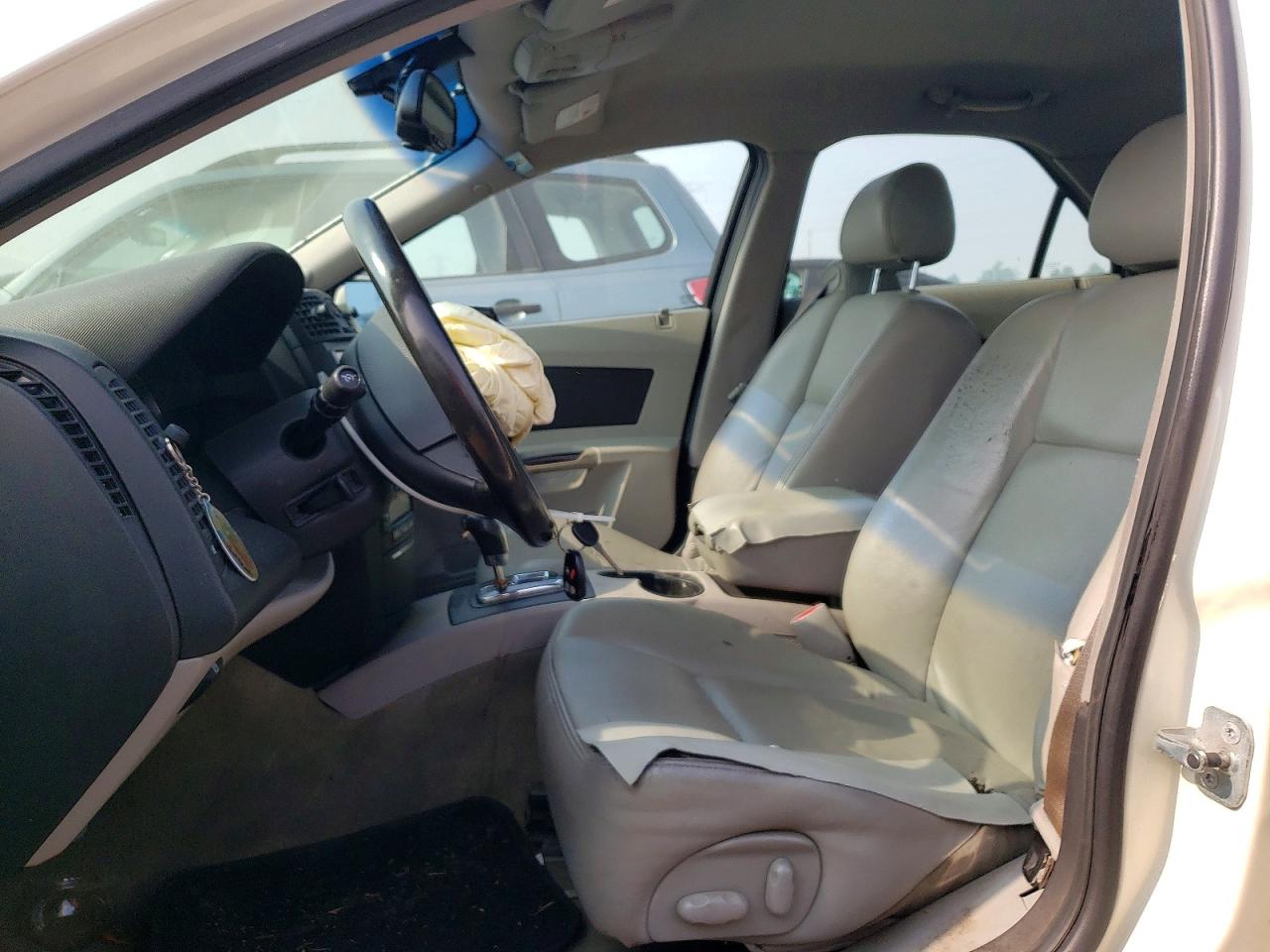 2007 Cadillac Cts White vin: 1G6DM57T970128298