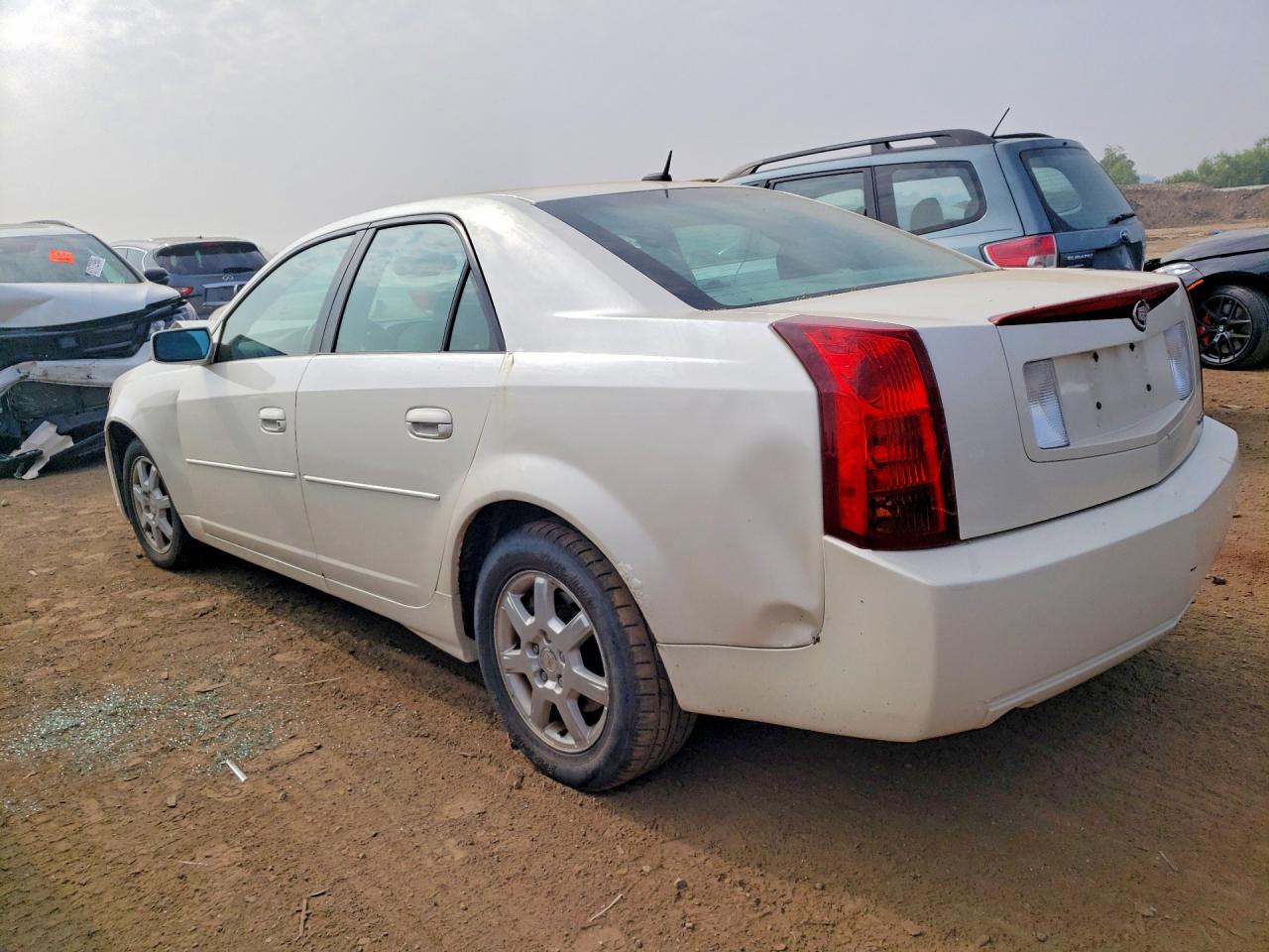 2007 Cadillac Cts White vin: 1G6DM57T970128298