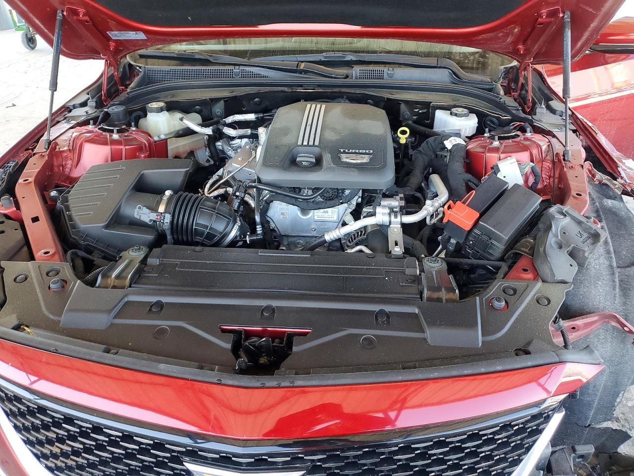 2022 Cadillac Ct5 Luxury Red vin: 1G6DM5RKXN0118106
