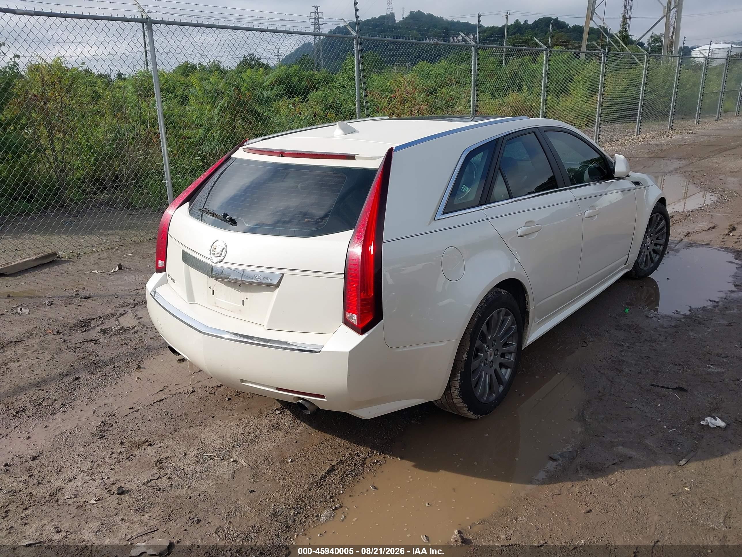 2013 Cadillac Cts Performance White vin: 1G6DM8E3XD0111915