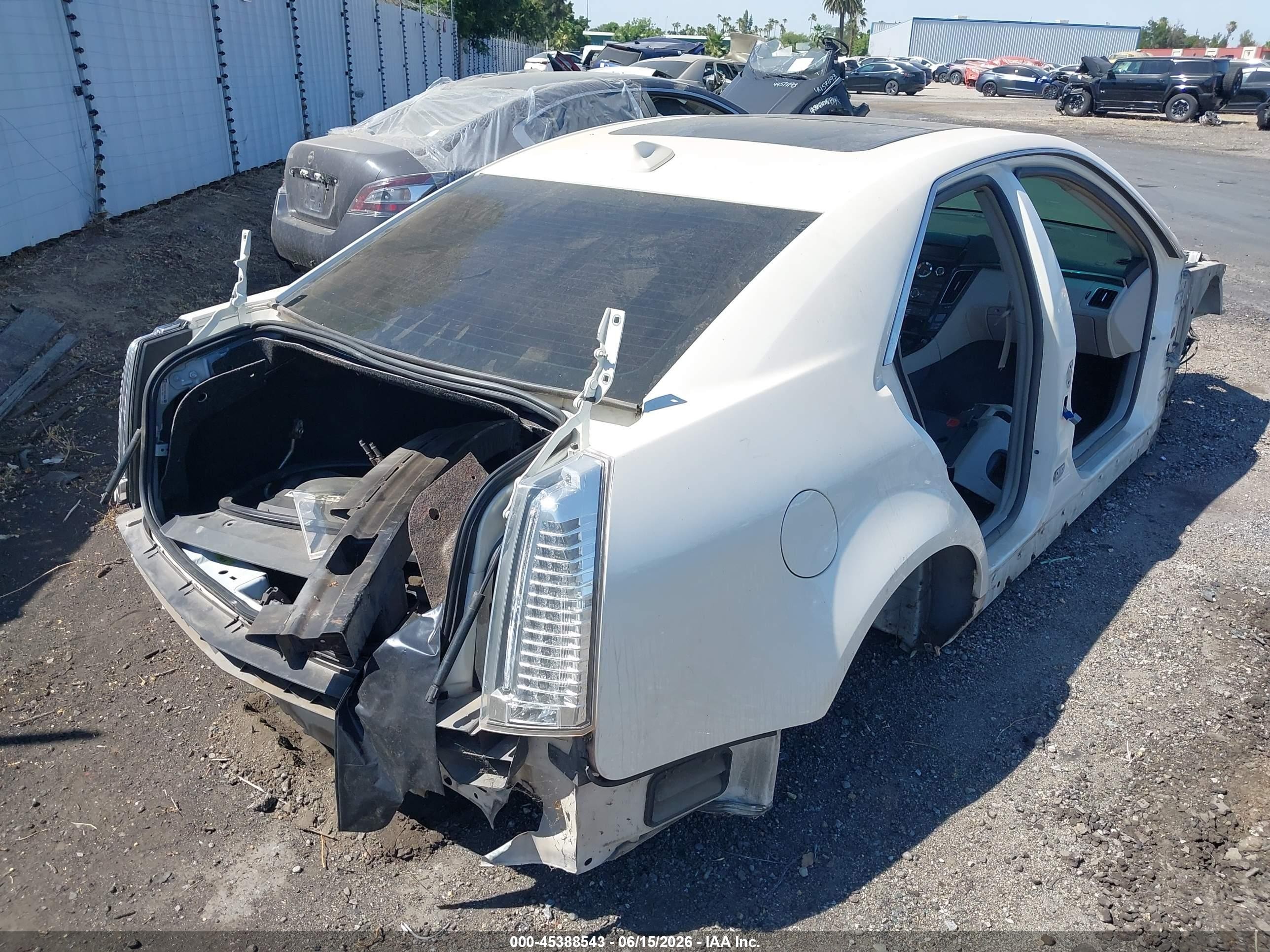 2009 Cadillac Cts-v   White vin: 1G6DN57P090158809