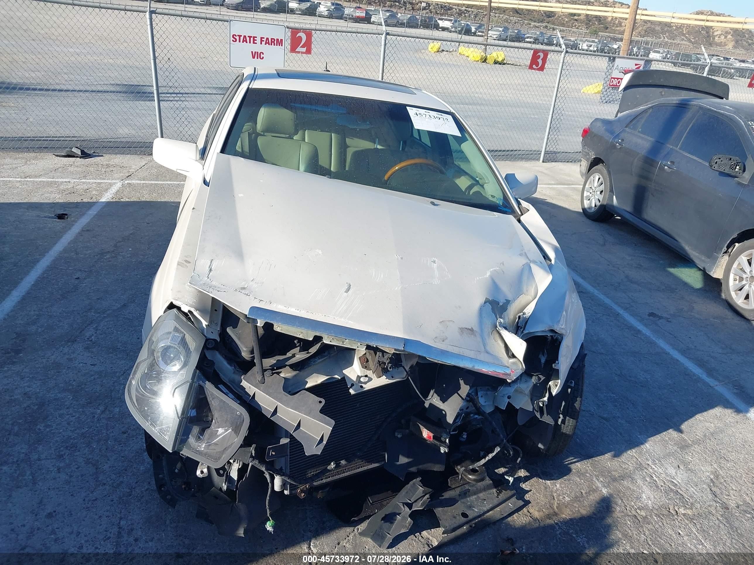 2005 Cadillac Cts Base W/1sb/1sc White vin: 1G6DP567750161566