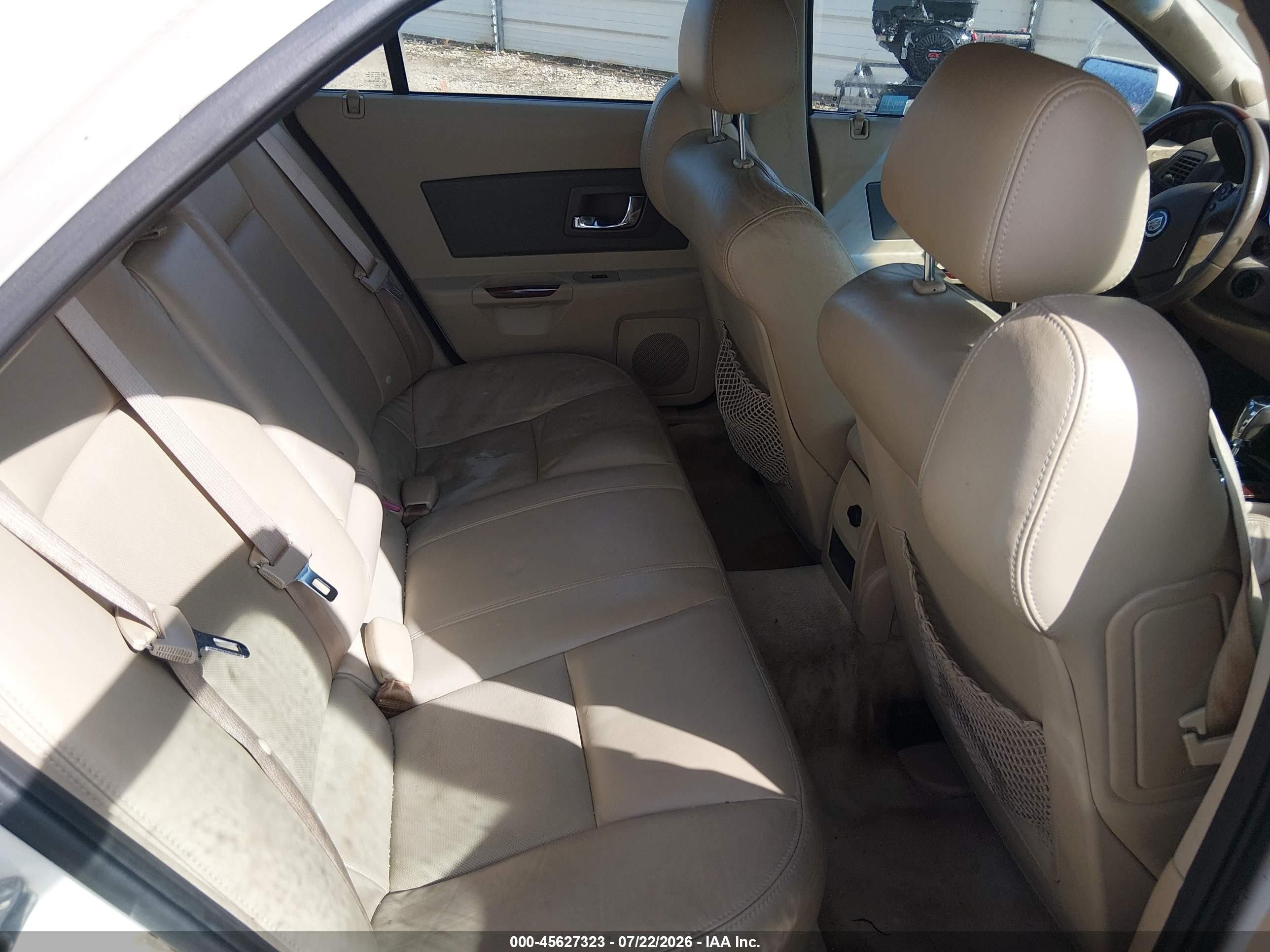 2007 Cadillac Cts Base W/1sb White vin: 1G6DP577070131827