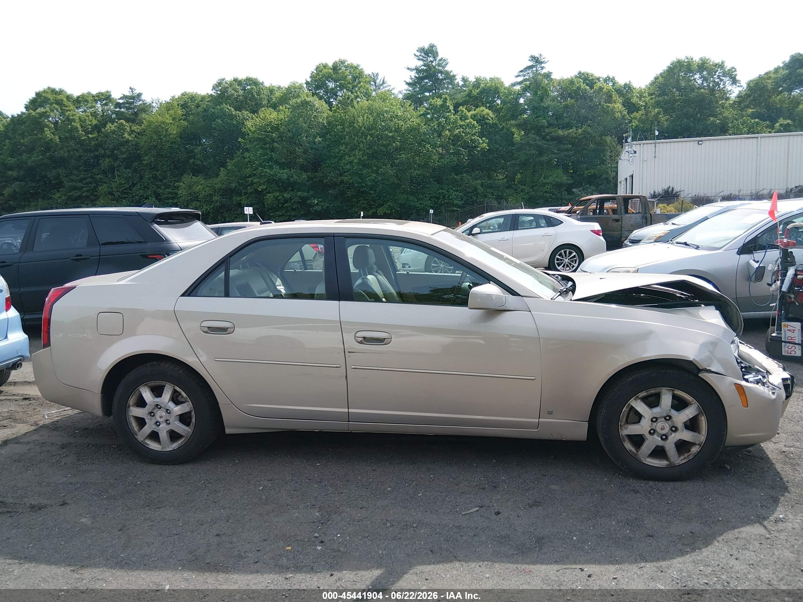 2007 Cadillac Cts Base W/1sb Gold vin: 1G6DP577170194113