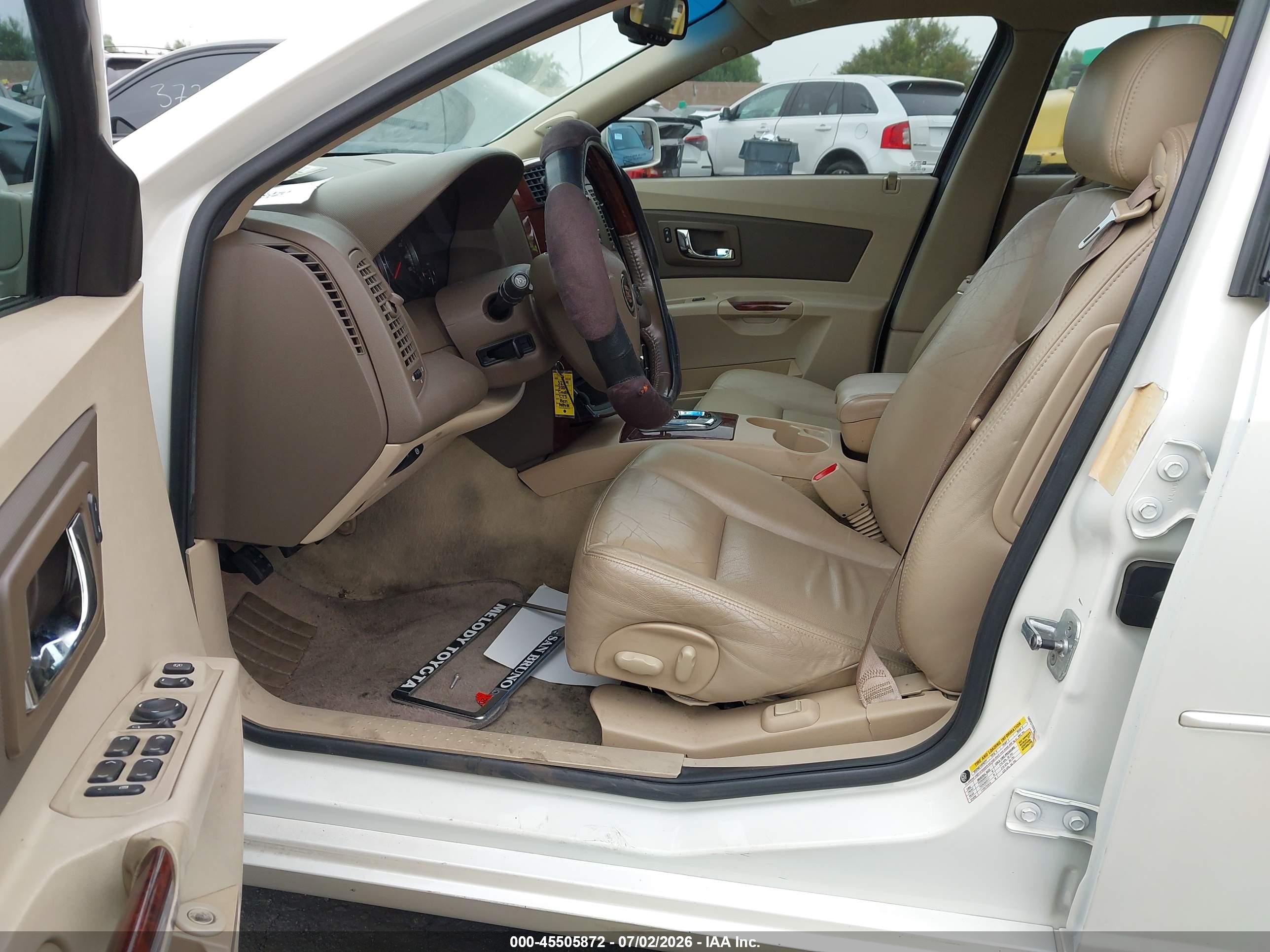 2007 Cadillac Cts Base W/1sb Кремовый vin: 1G6DP577370144703