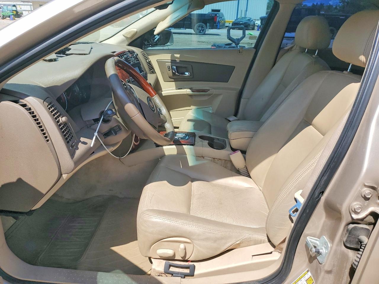 2006 Cadillac Cts Hi Feature V6 Gold vin: 1G6DP577560105674