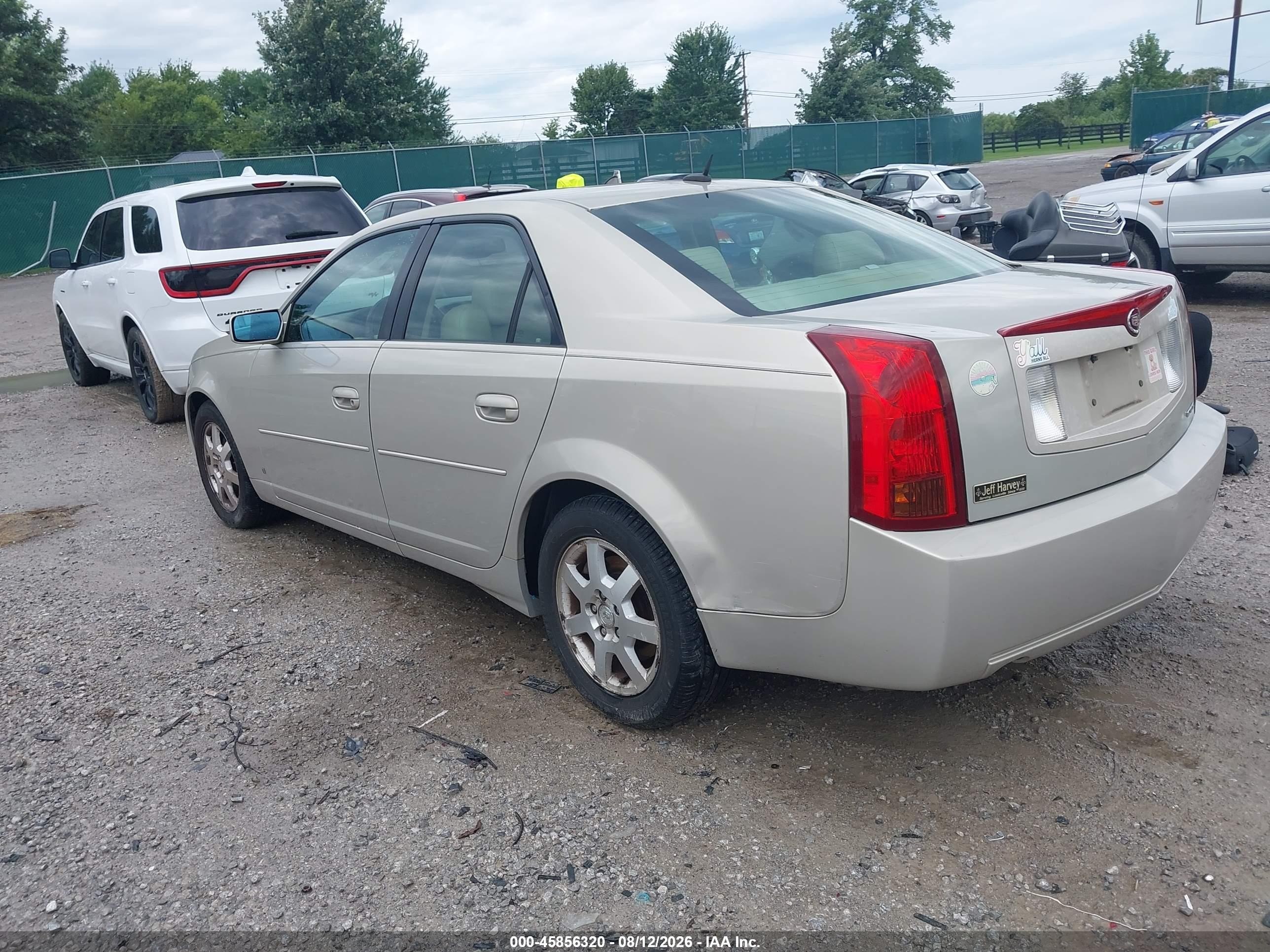 2007 Cadillac Cts Base W/1sb Gold vin: 1G6DP577670112344