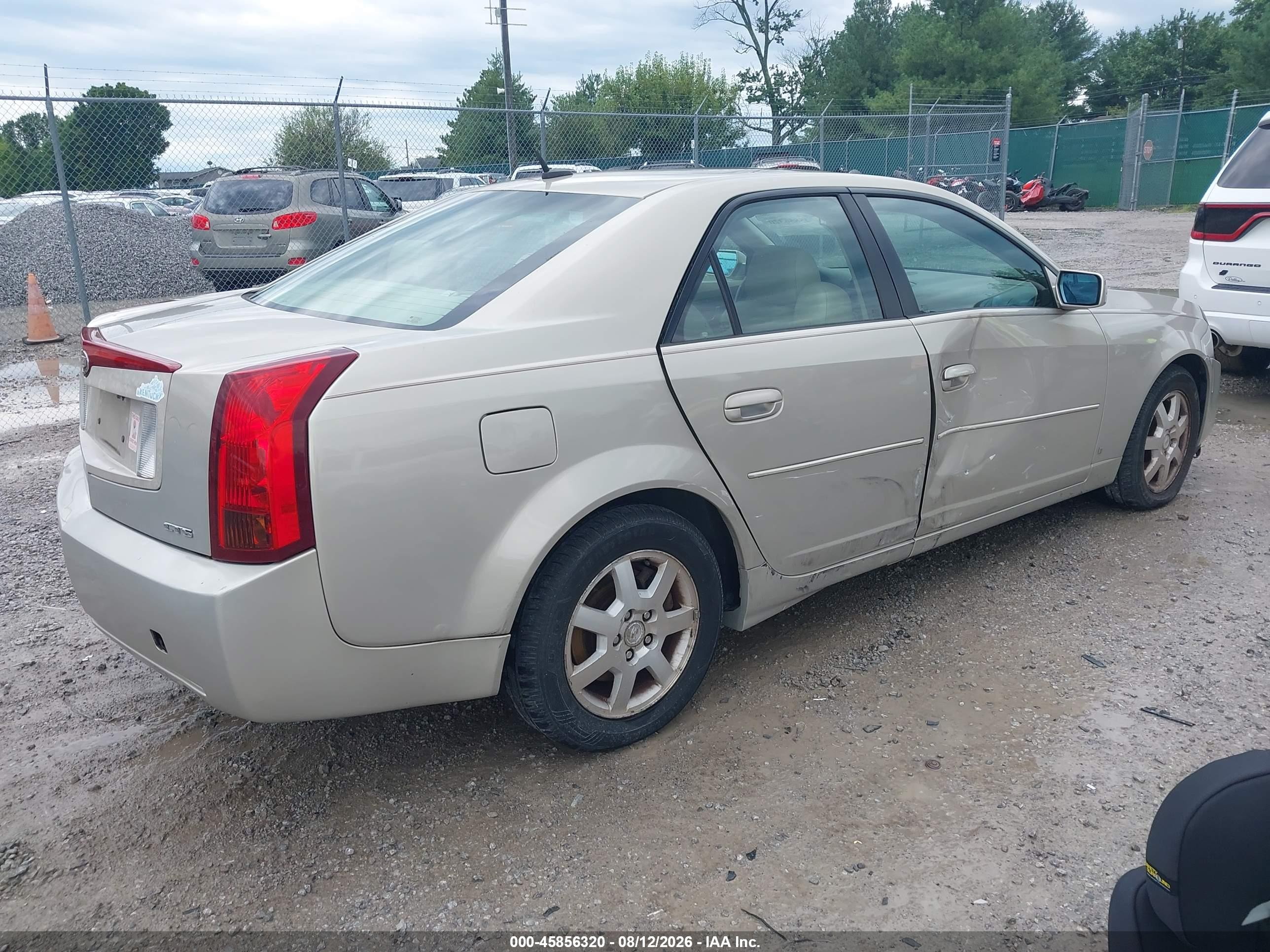 2007 Cadillac Cts Base W/1sb Gold vin: 1G6DP577670112344