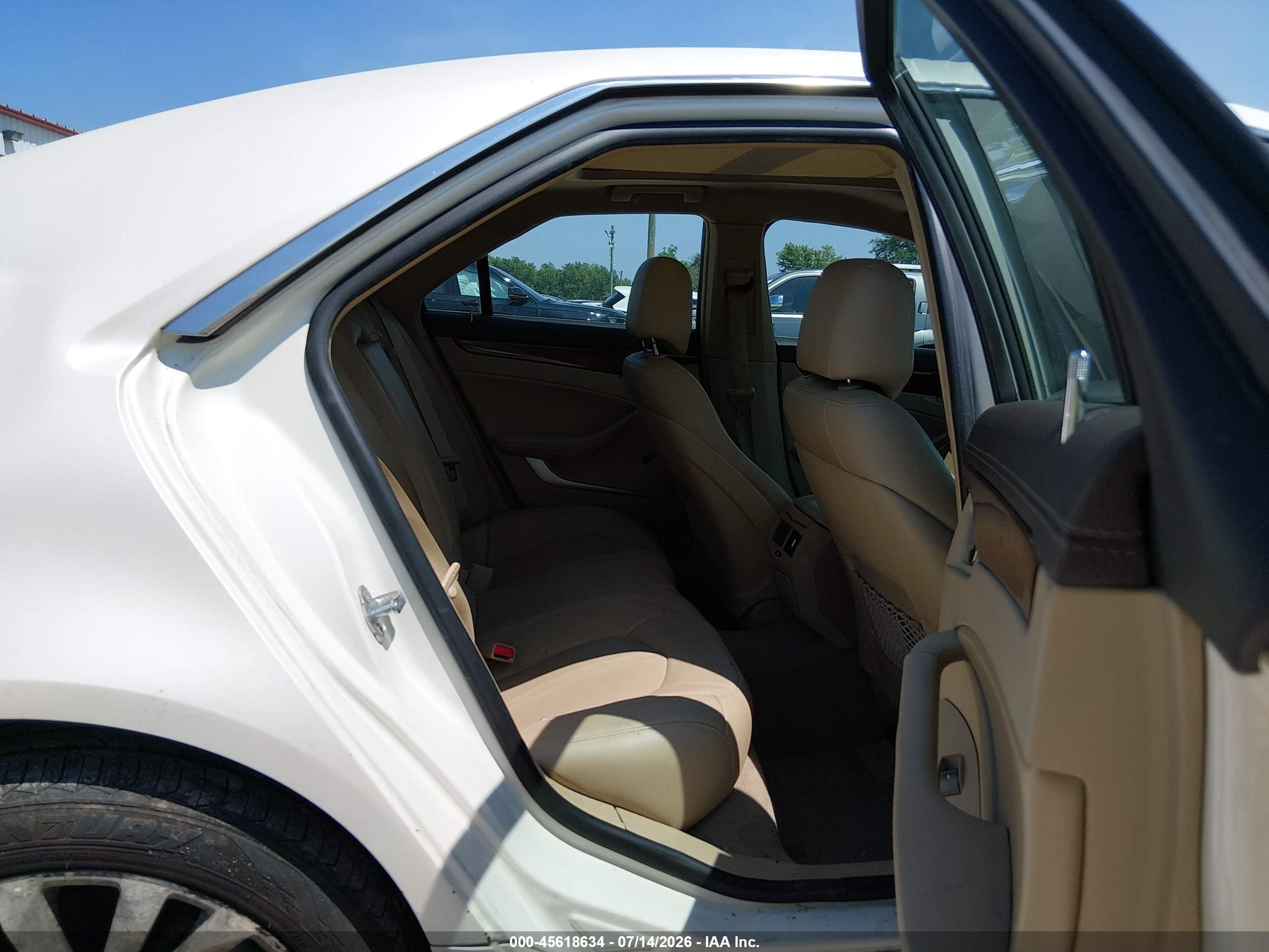 2012 Cadillac Cts Premium White vin: 1G6DP5E31C0149666