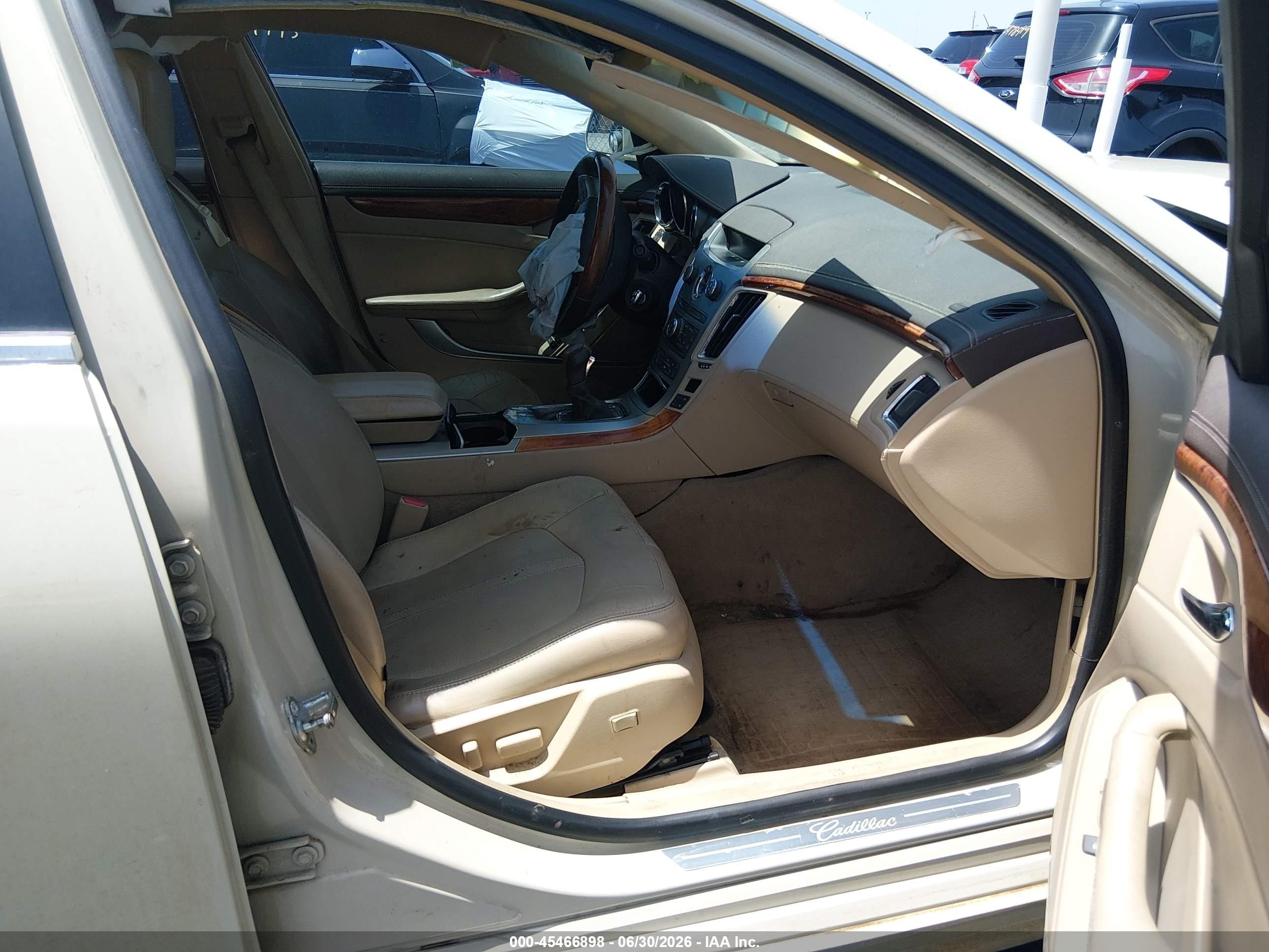 2010 Cadillac Cts Premium Кремовый vin: 1G6DP5EV5A0104146