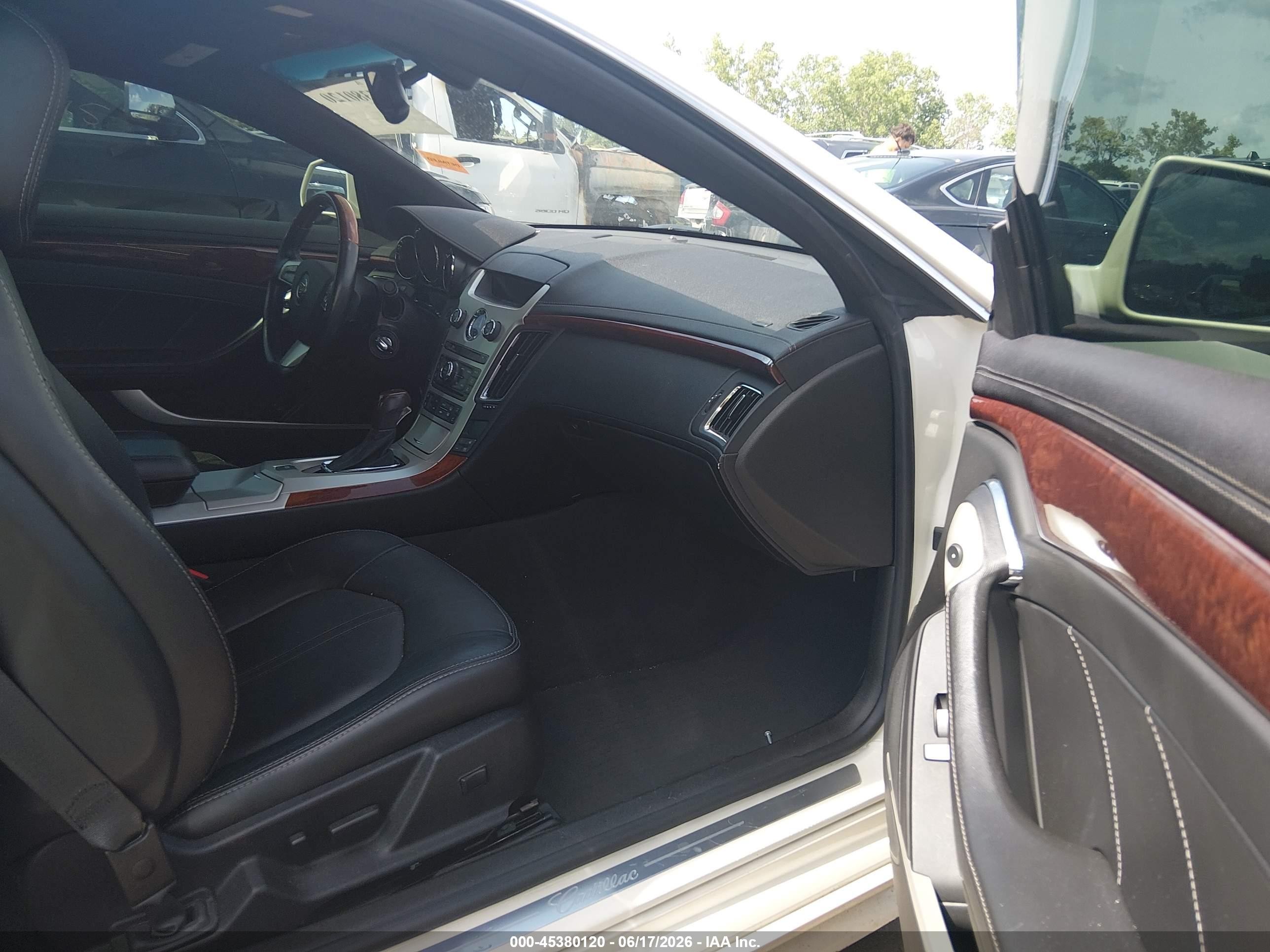 2013 Cadillac Cts Premium Белый vin: 1G6DS1E34D0159276
