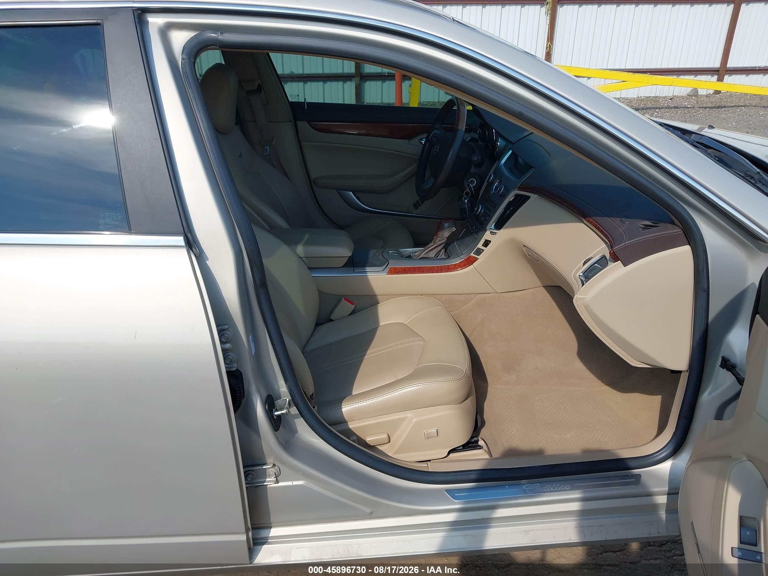2009 Cadillac Cts Awd W/1sb Gold vin: 1G6DS57V490117705