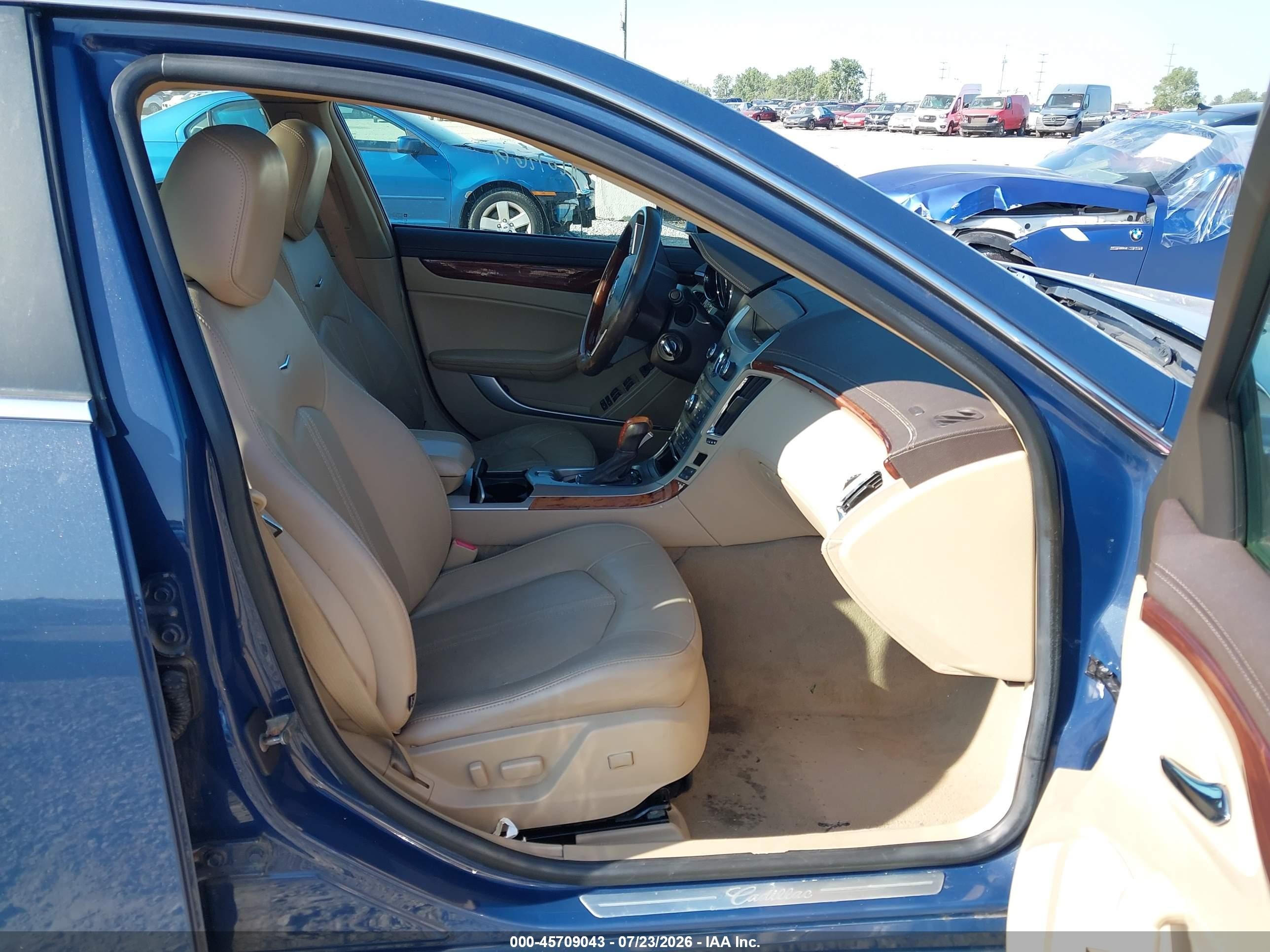 2009 Cadillac Cts Awd W/1sb Синий vin: 1G6DT57V690171620