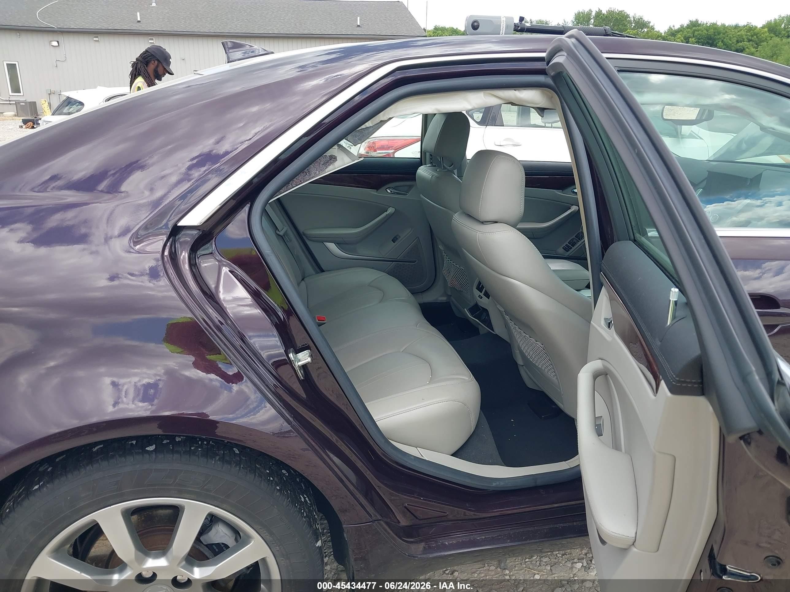 2009 Cadillac Cts Awd W/1sb Maroon vin: 1G6DT57VX90162032