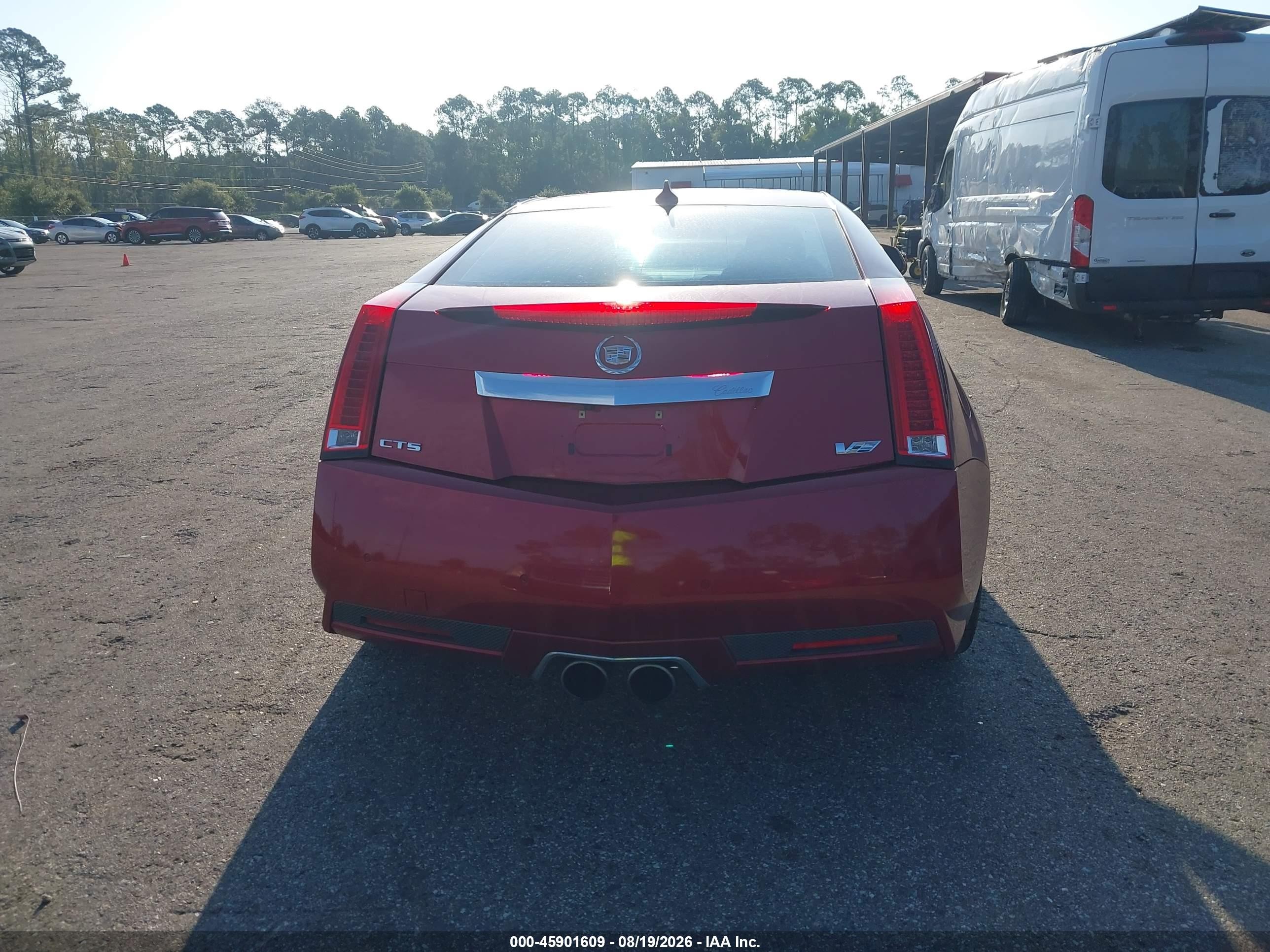 2011 Cadillac Cts-v   Red vin: 1G6DV1EP0B0168953