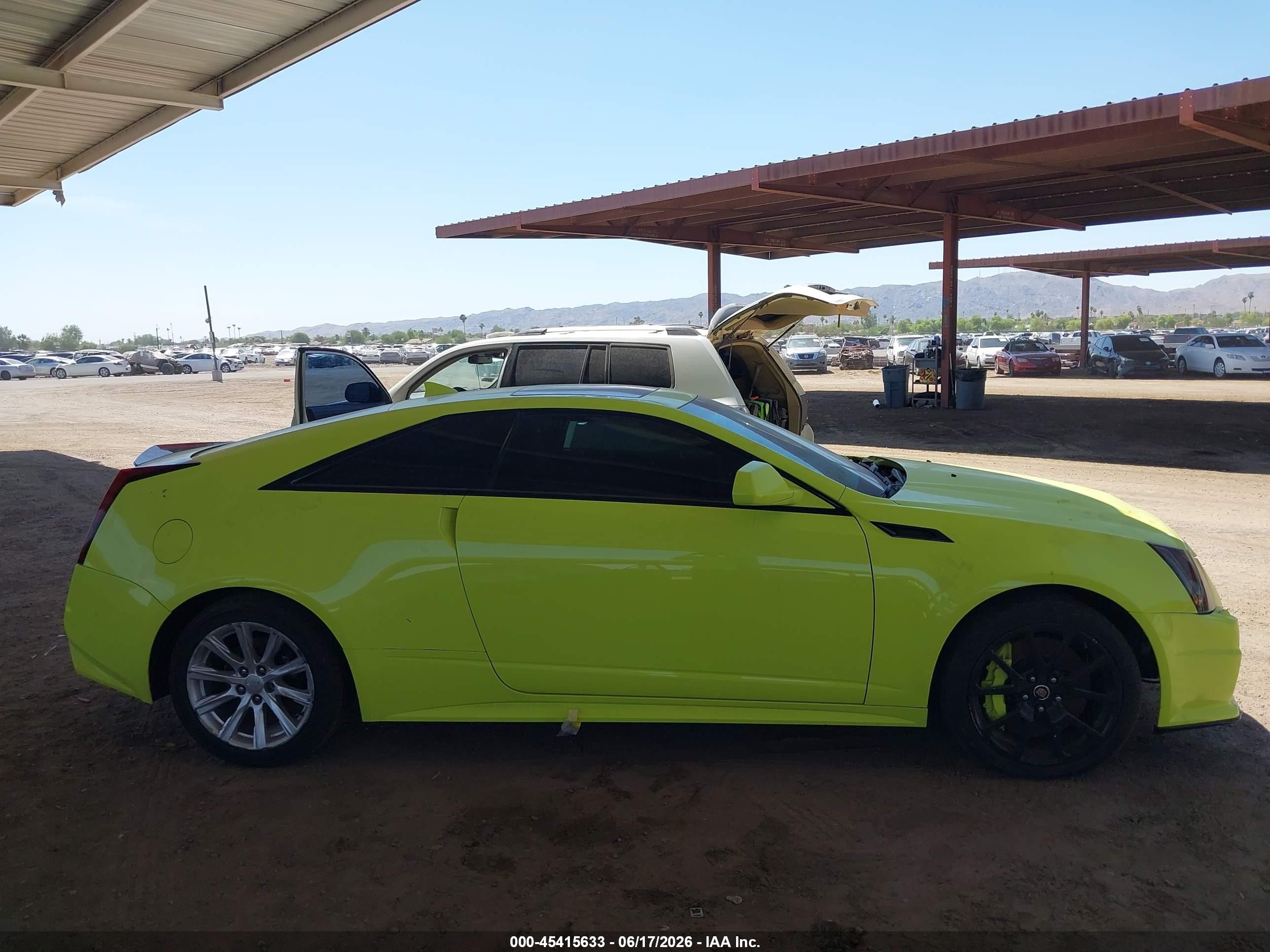 2015 Cadillac Cts-v   Green vin: 1G6DV1EP1F0100215
