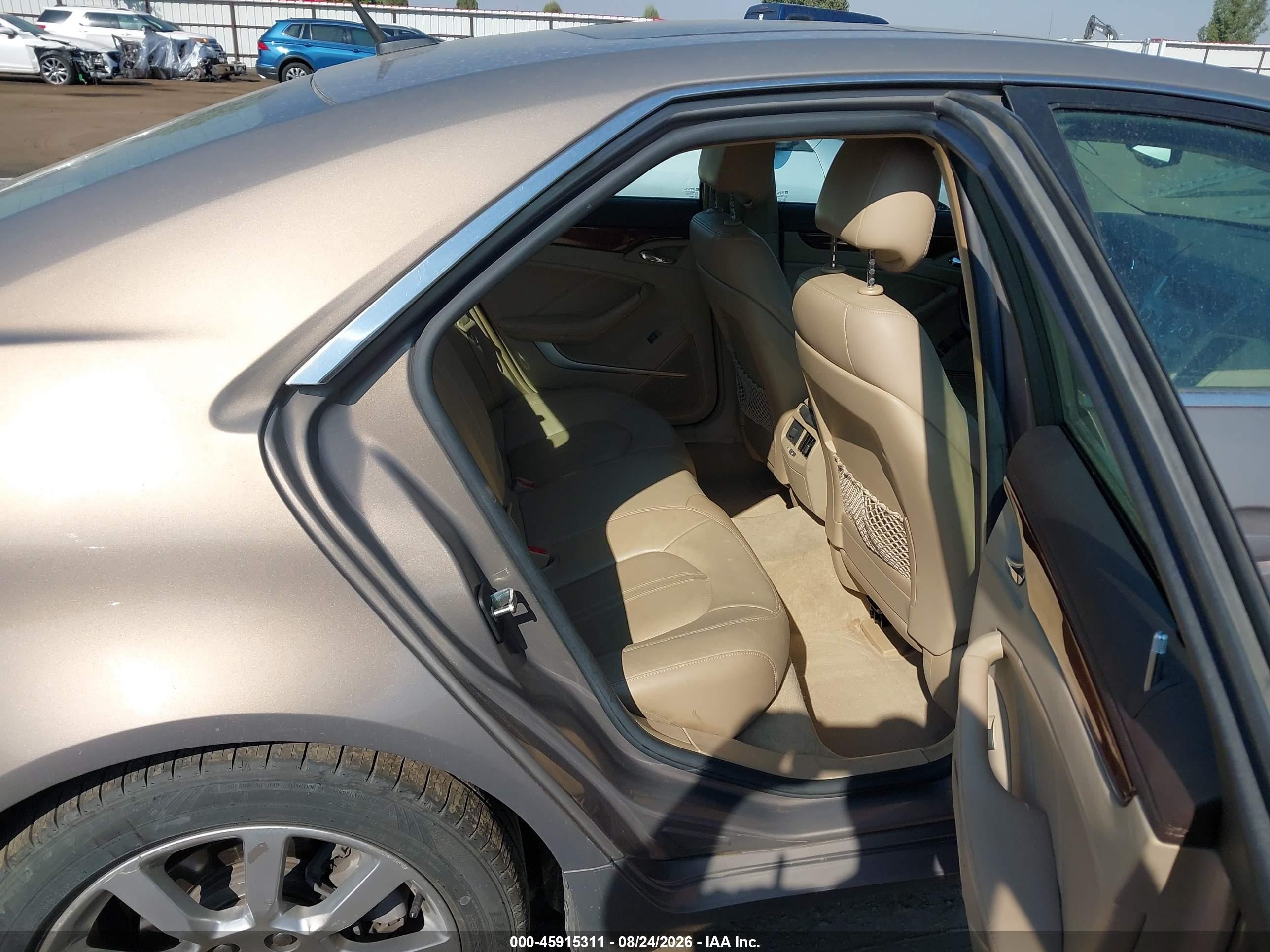 2008 Cadillac Cts Rwd W/1sb Gold vin: 1G6DV57V680140103