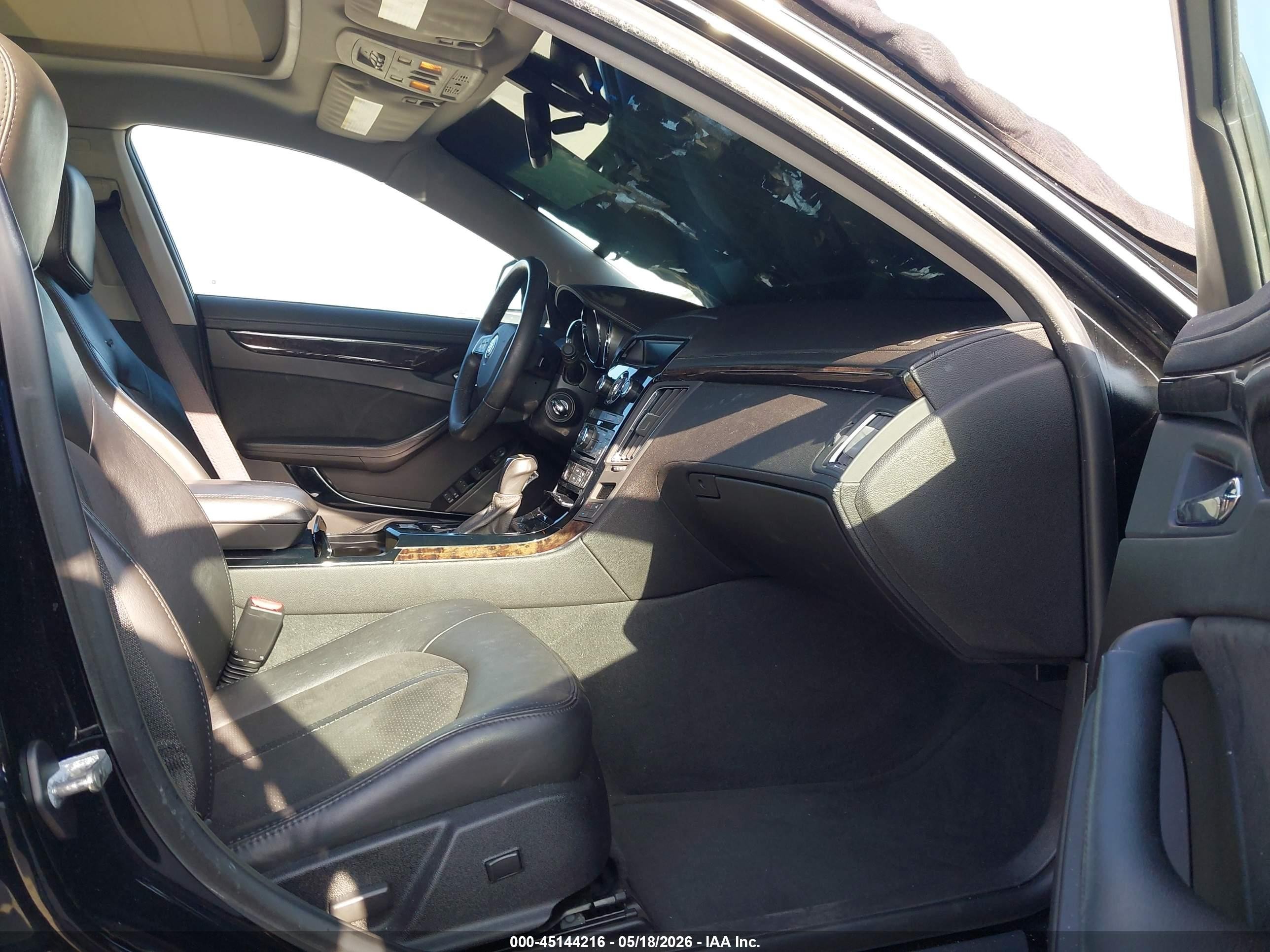 2011 Cadillac Cts-v   Черный vin: 1G6DV5EP7B0128344