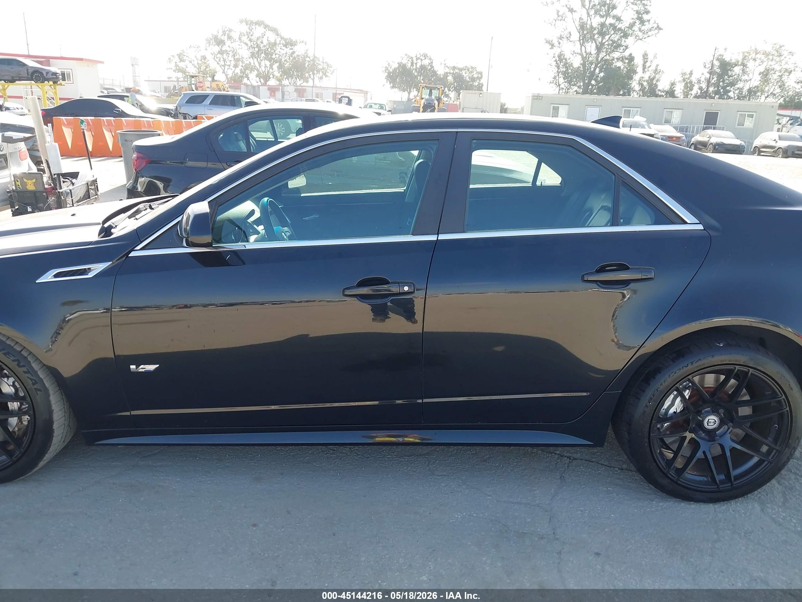 2011 Cadillac Cts-v   Черный vin: 1G6DV5EP7B0128344