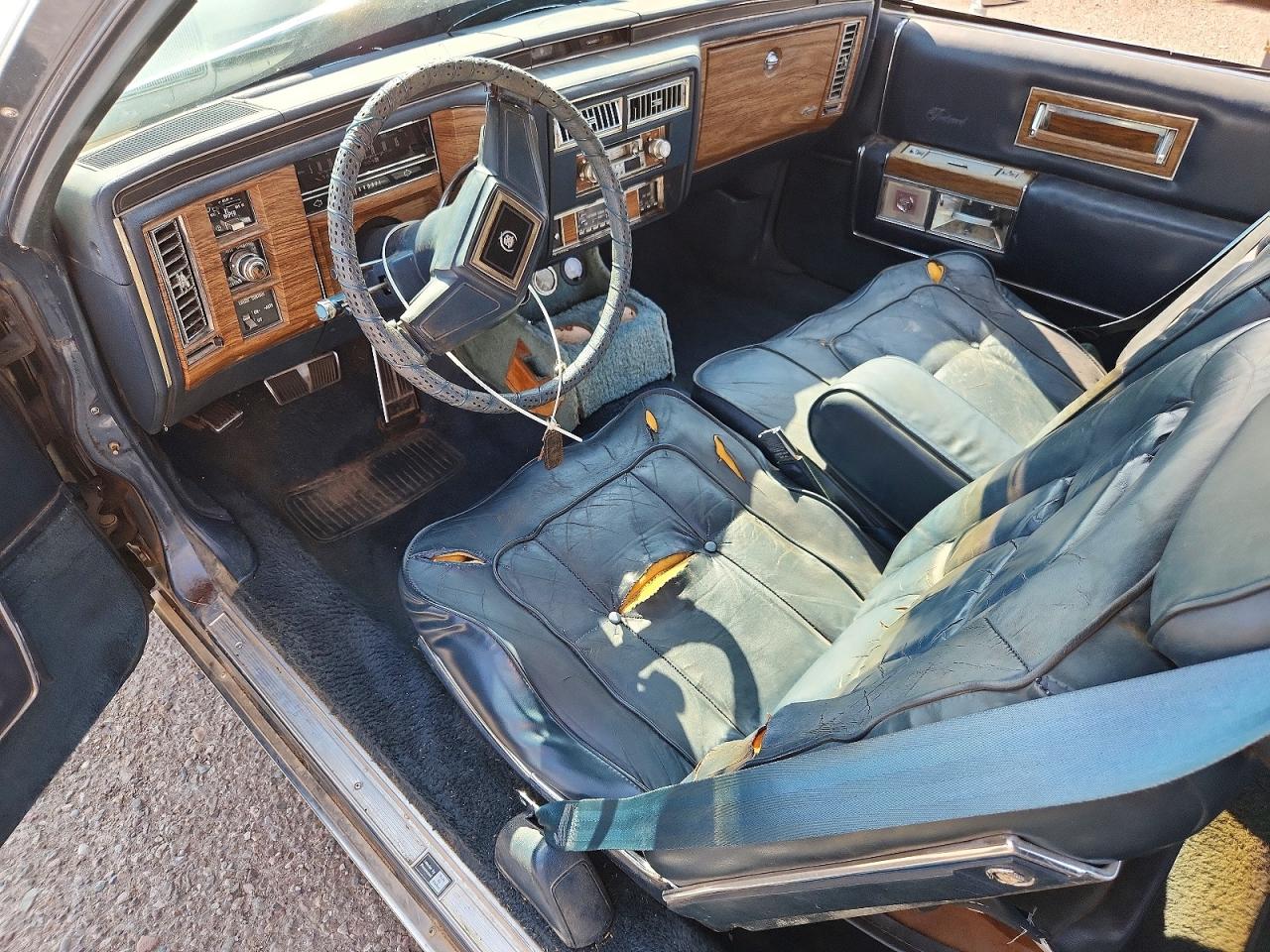 1985 Cadillac Fleetwood Brougham Teal vin: 1G6DW4789F9735909