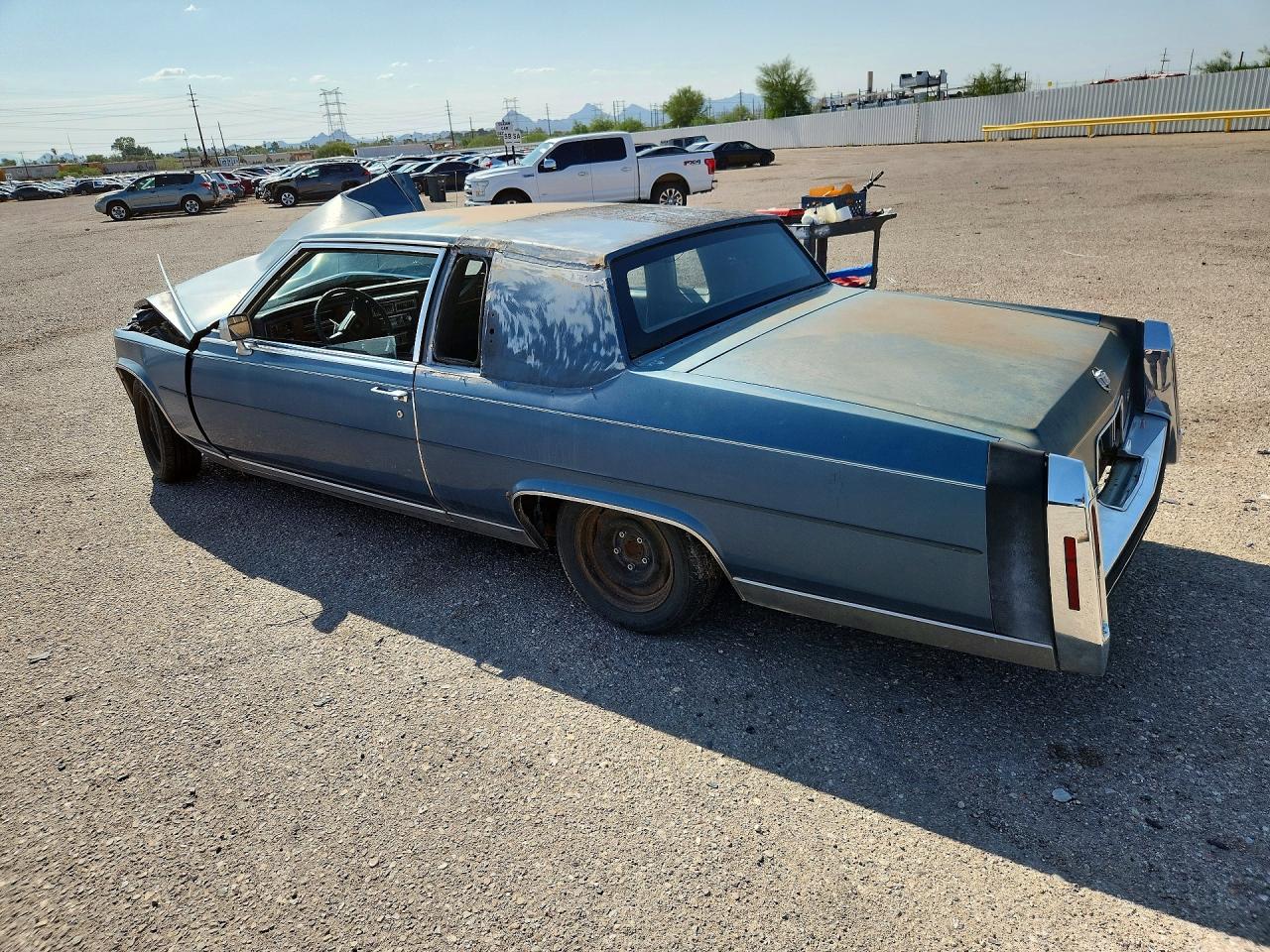 1985 Cadillac Fleetwood Brougham Teal vin: 1G6DW4789F9735909