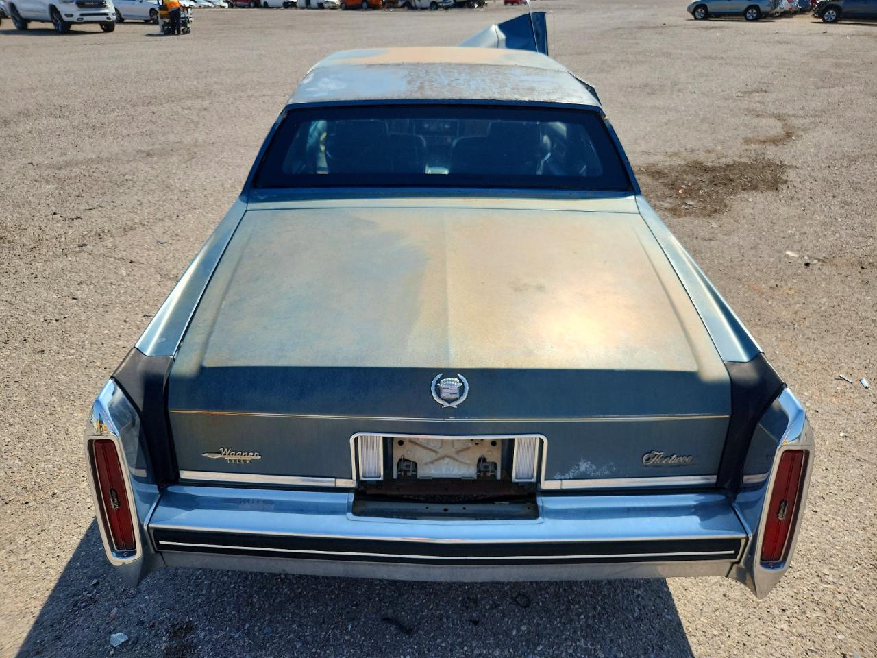 1985 Cadillac Fleetwood Brougham Teal vin: 1G6DW4789F9735909