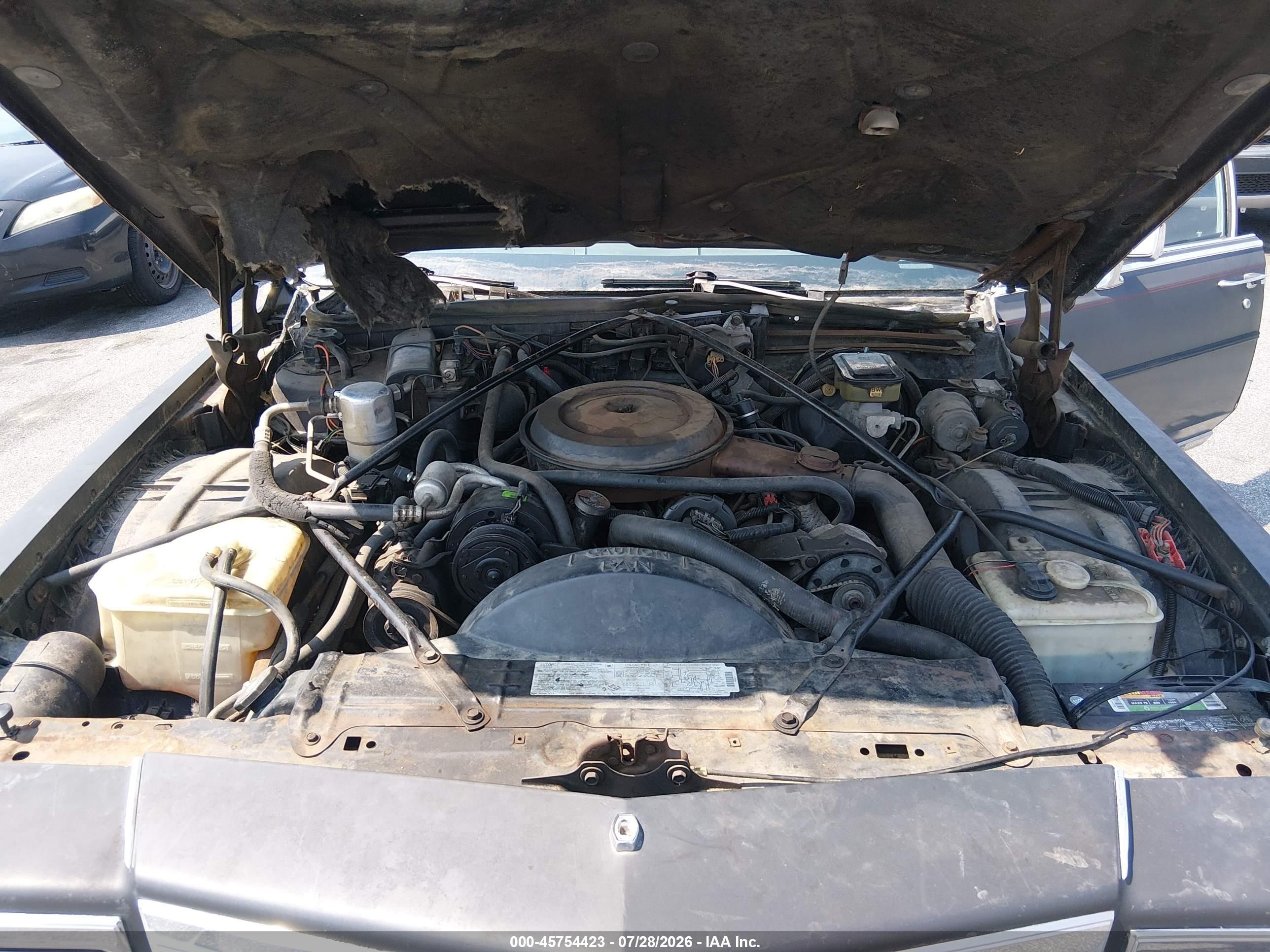 1988 Cadillac Brougham   Gray vin: 1G6DW51Y0J9734641