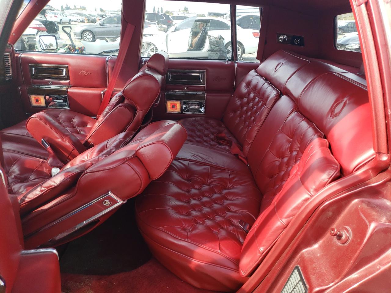 1987 Cadillac Brougham Red vin: 1G6DW51Y2H9733856