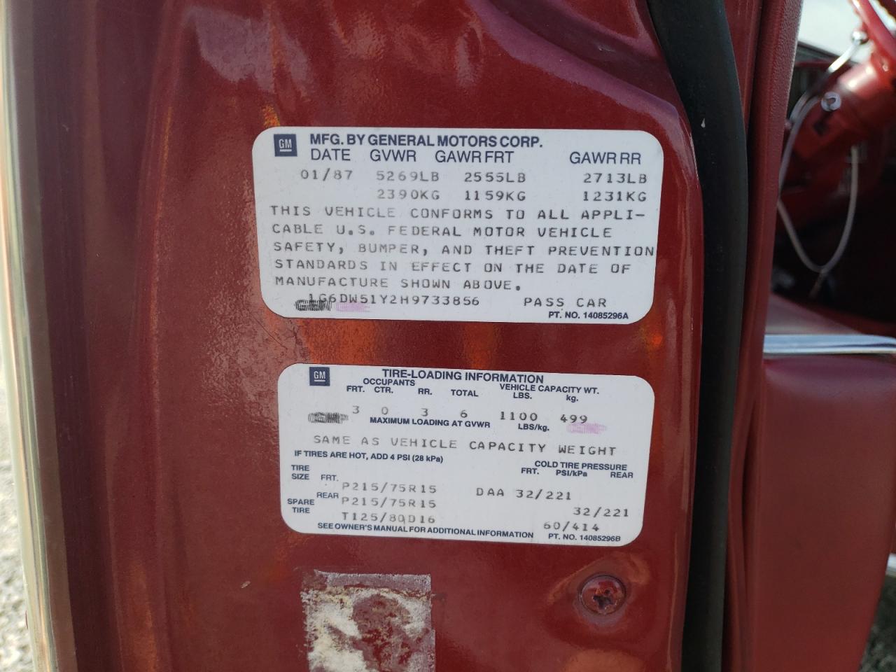 1987 Cadillac Brougham Red vin: 1G6DW51Y2H9733856