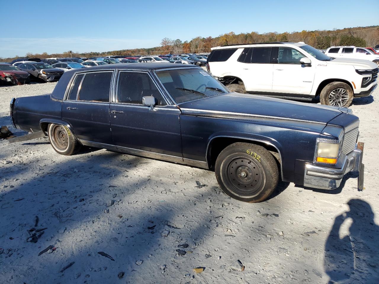 1987 Cadillac Brougham Black vin: 1G6DW51Y2H9760555