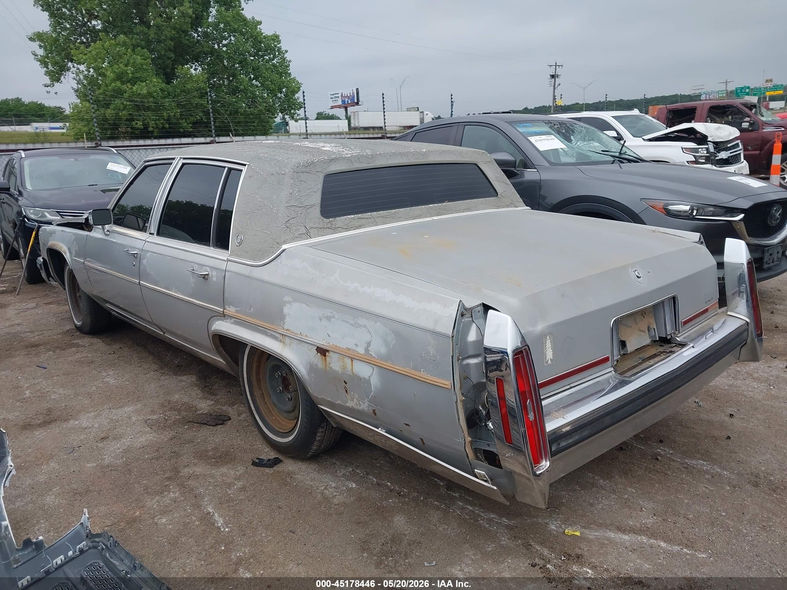 1988 Cadillac Brougham   Gray vin: 1G6DW51Y2J9702810