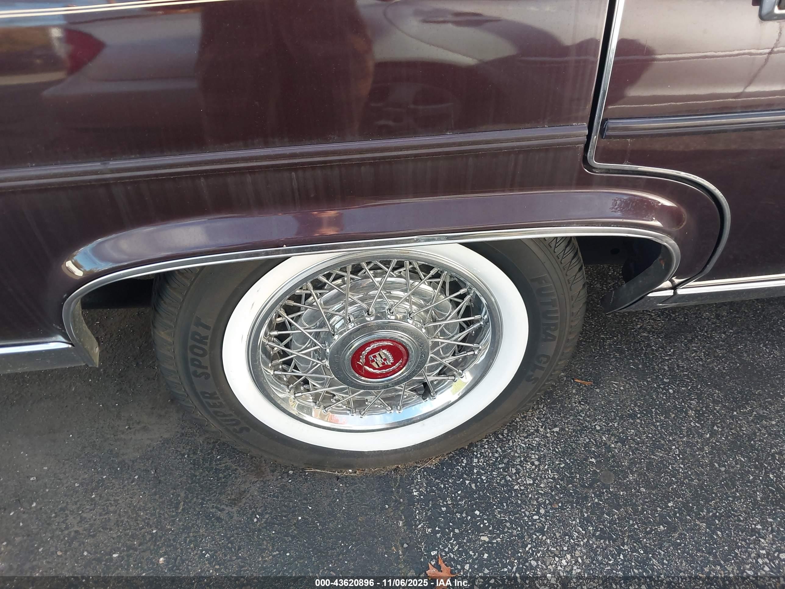 1988 Cadillac Brougham   vin: 1G6DW51Y3J9721303