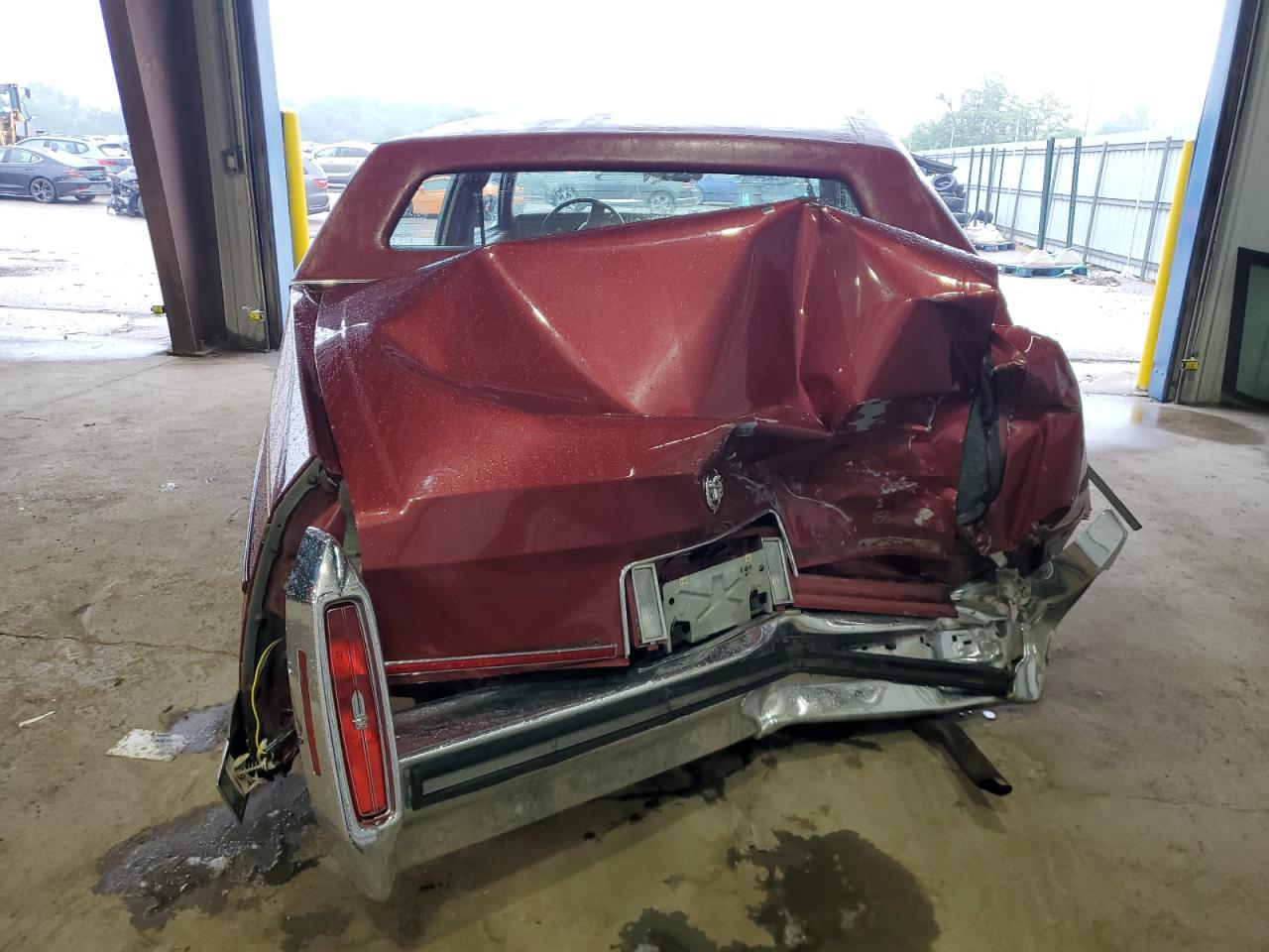 1987 Cadillac Brougham Burgundy vin: 1G6DW51Y8H9760303