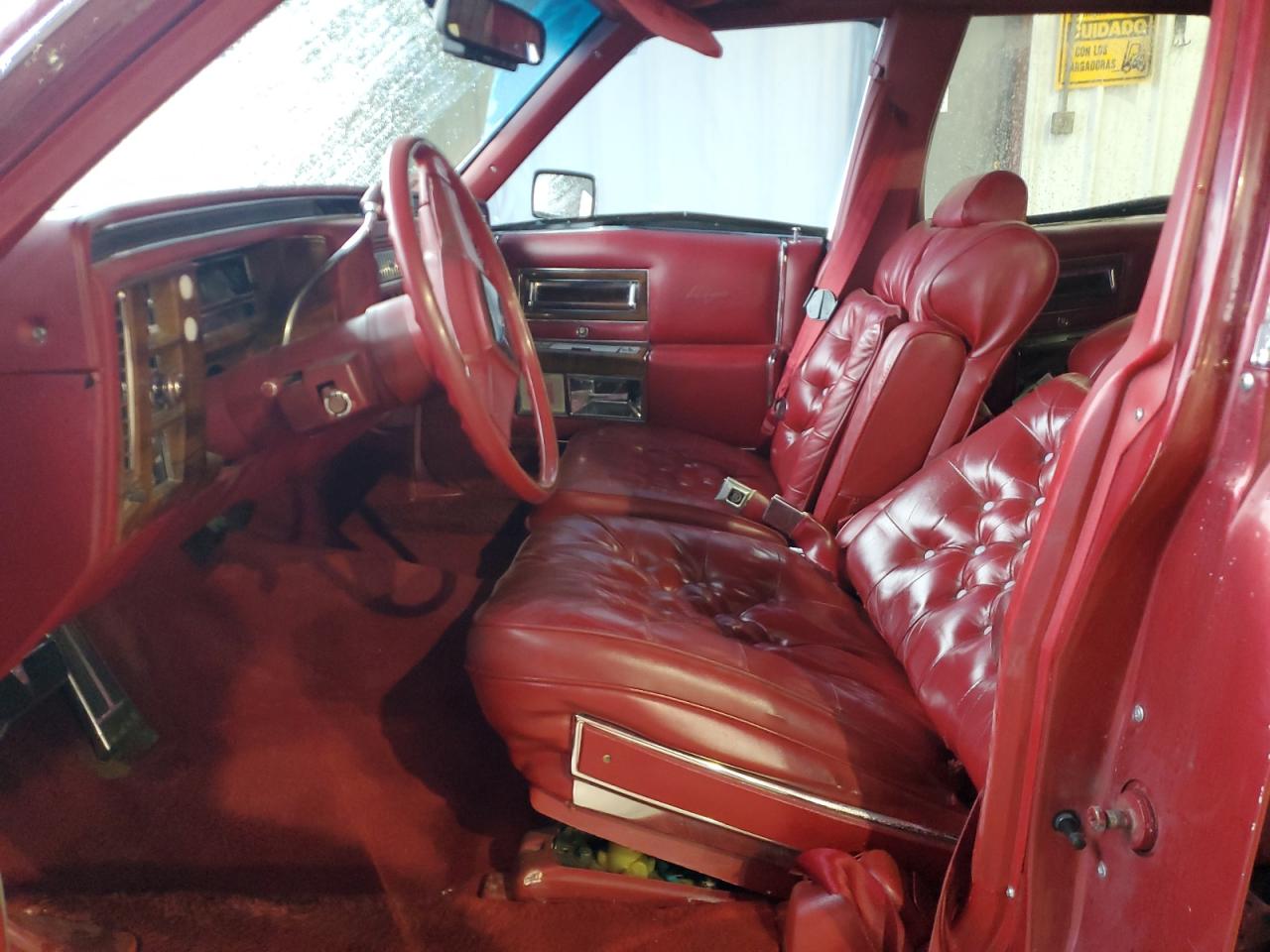 1987 Cadillac Brougham Burgundy vin: 1G6DW51Y8H9760303