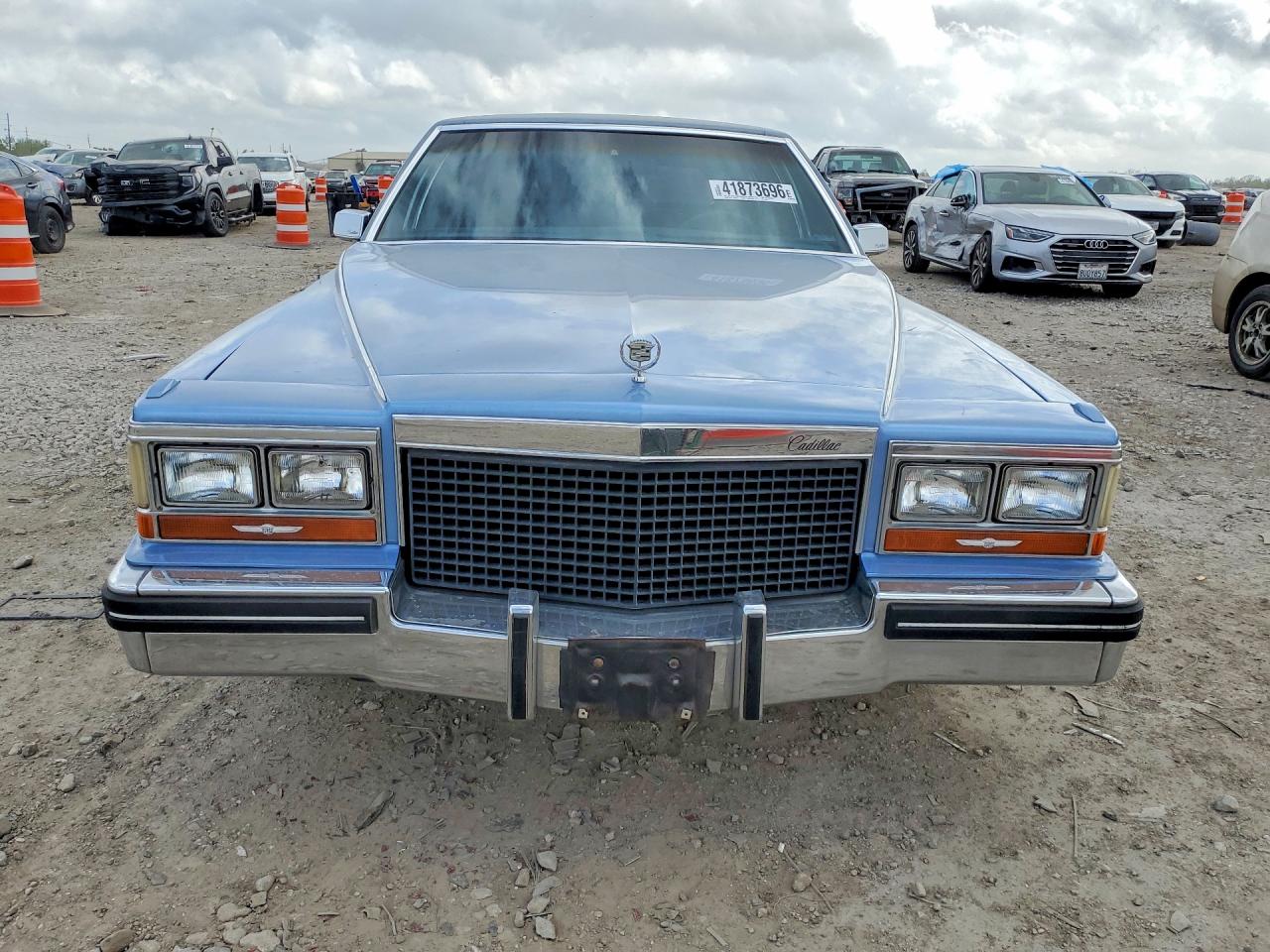 1988 Cadillac Brougham Blue vin: 1G6DW51YXJ9732816