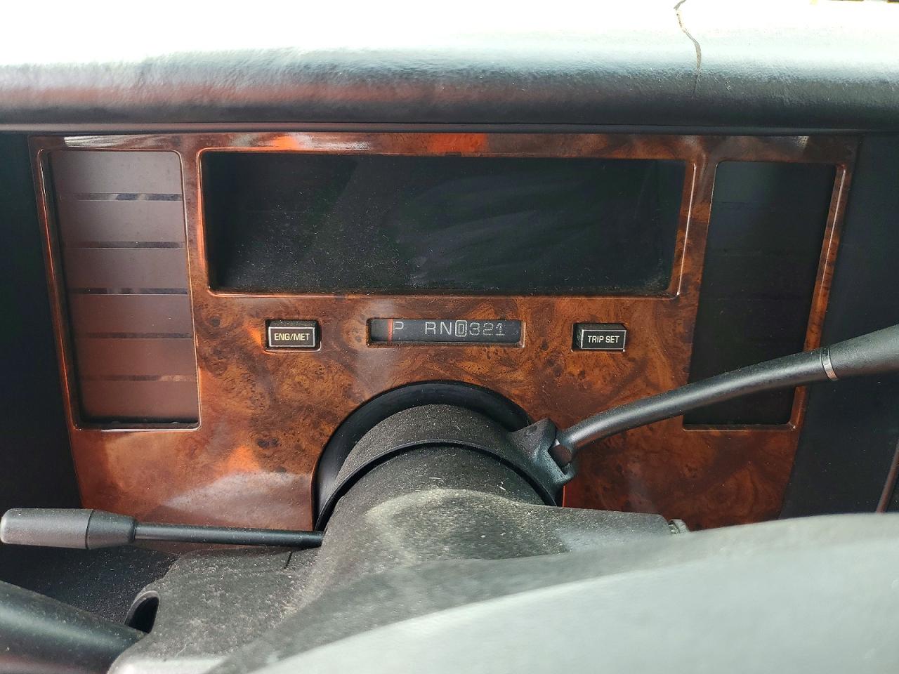 1995 Cadillac Fleetwood Base Черный vin: 1G6DW52P0SR704367