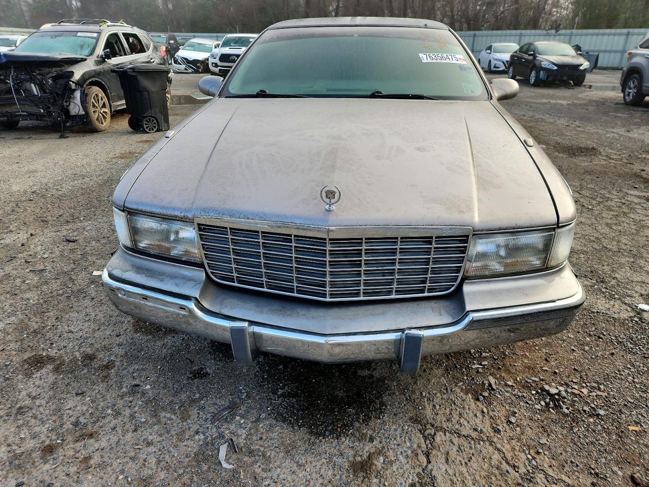 1996 Cadillac Fleetwood Base Gray vin: 1G6DW52P1TR702676