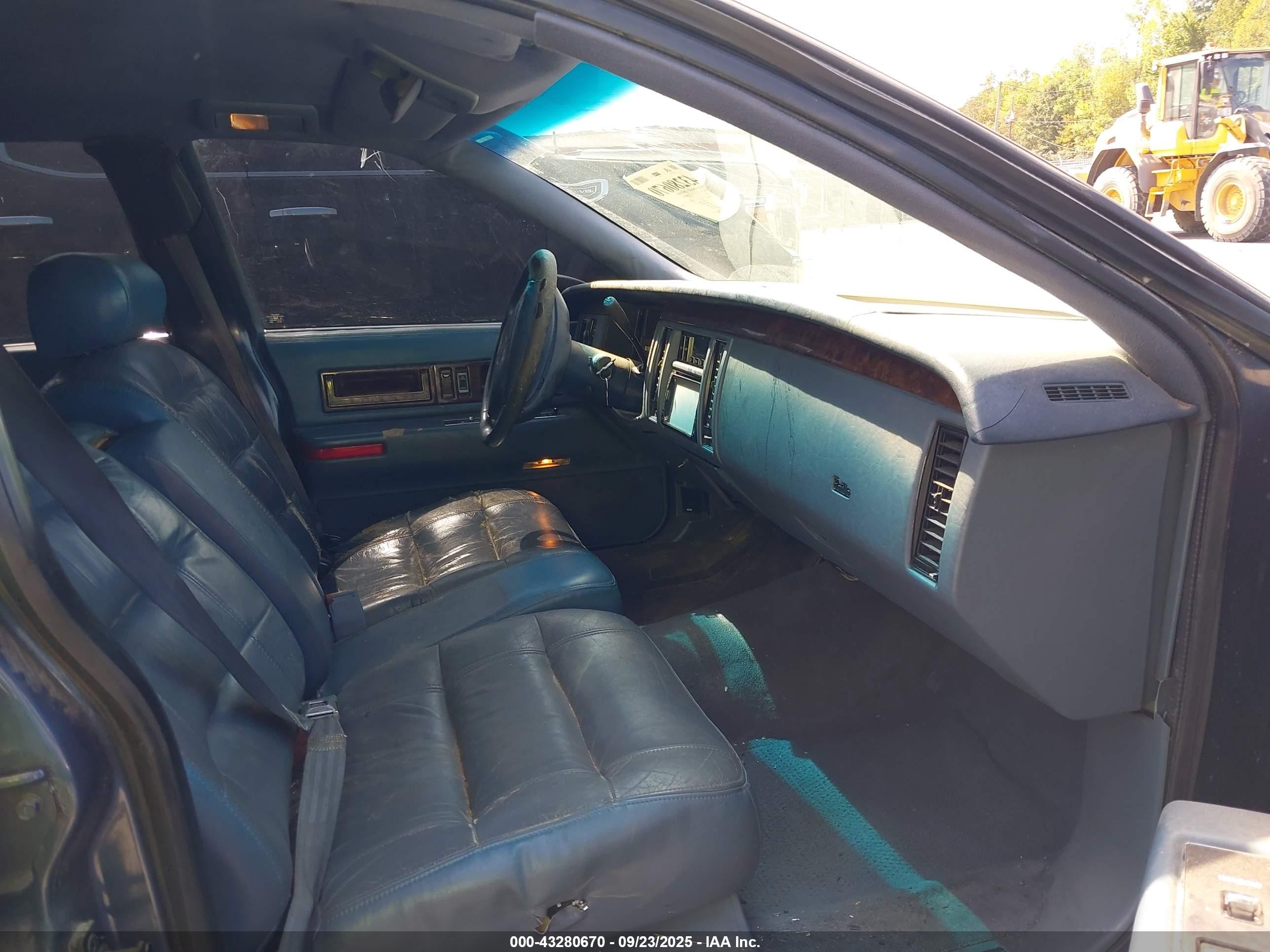 1994 Cadillac Fleetwood Brougham Blue vin: 1G6DW52P2RR714456