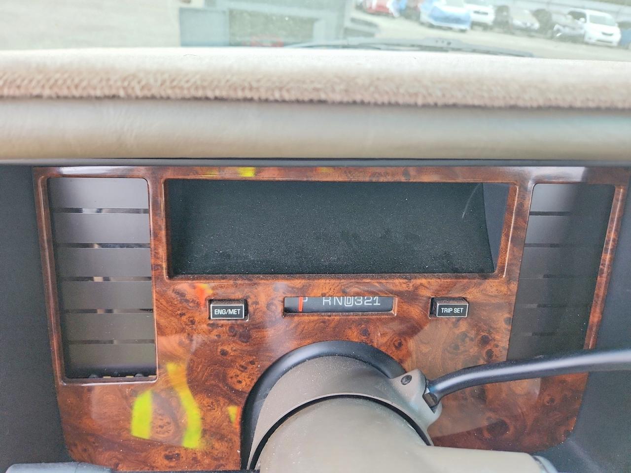 1995 Cadillac Fleetwood Base Tan vin: 1G6DW52P3SR707814