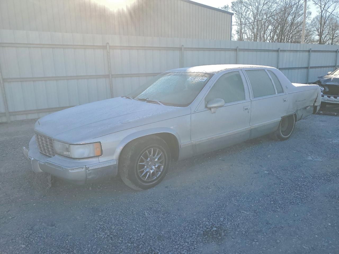 1994 Cadillac Fleetwood Base Gray vin: 1G6DW52P4RR726818