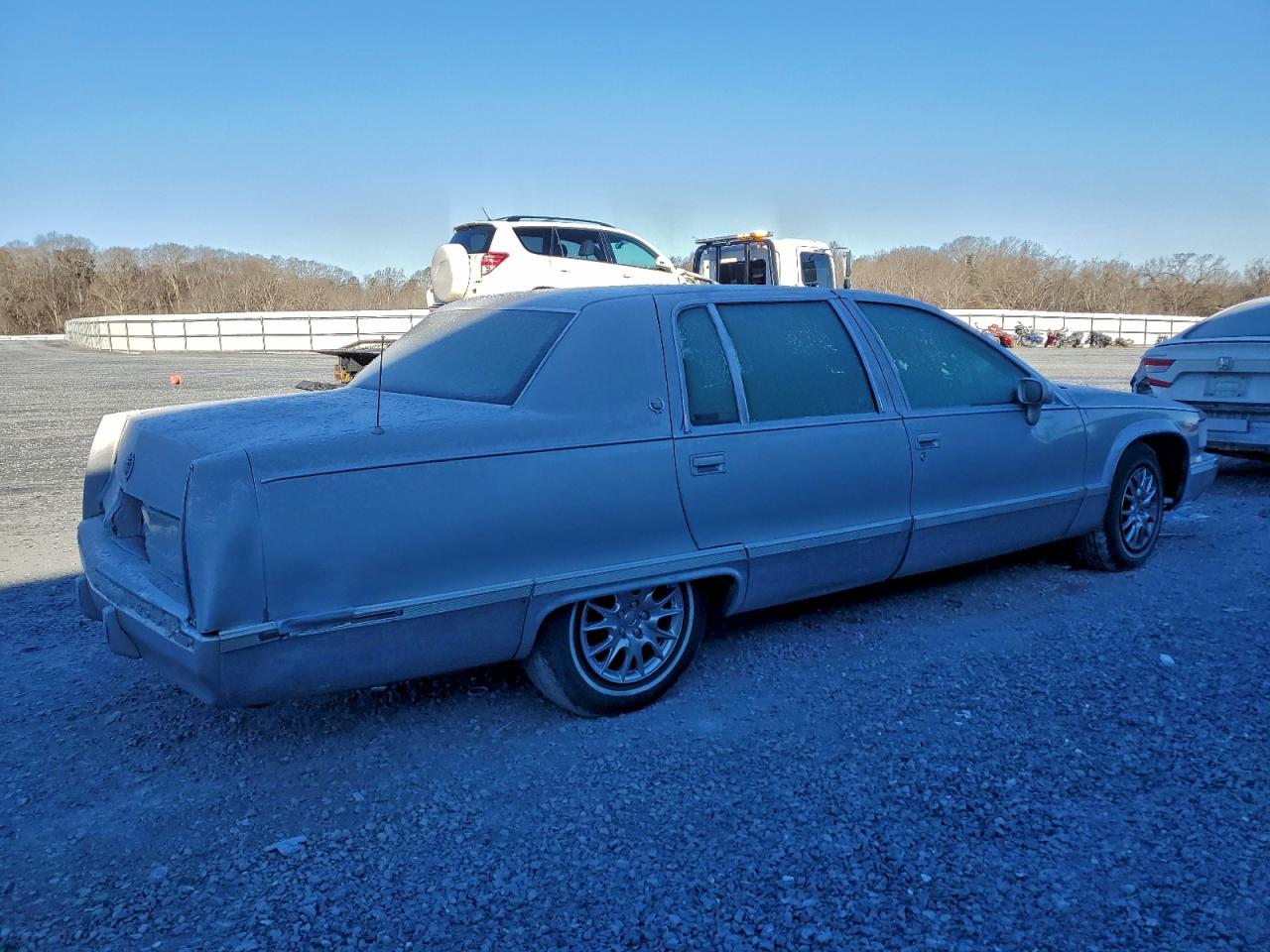 1994 Cadillac Fleetwood Base Gray vin: 1G6DW52P4RR726818