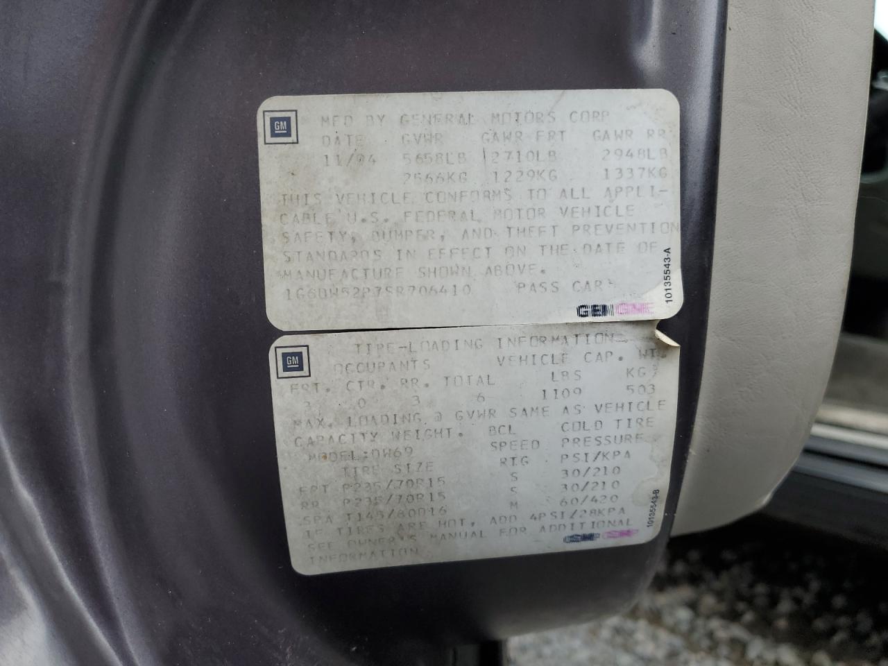 1995 Cadillac Fleetwood Base Purple vin: 1G6DW52P7SR706410